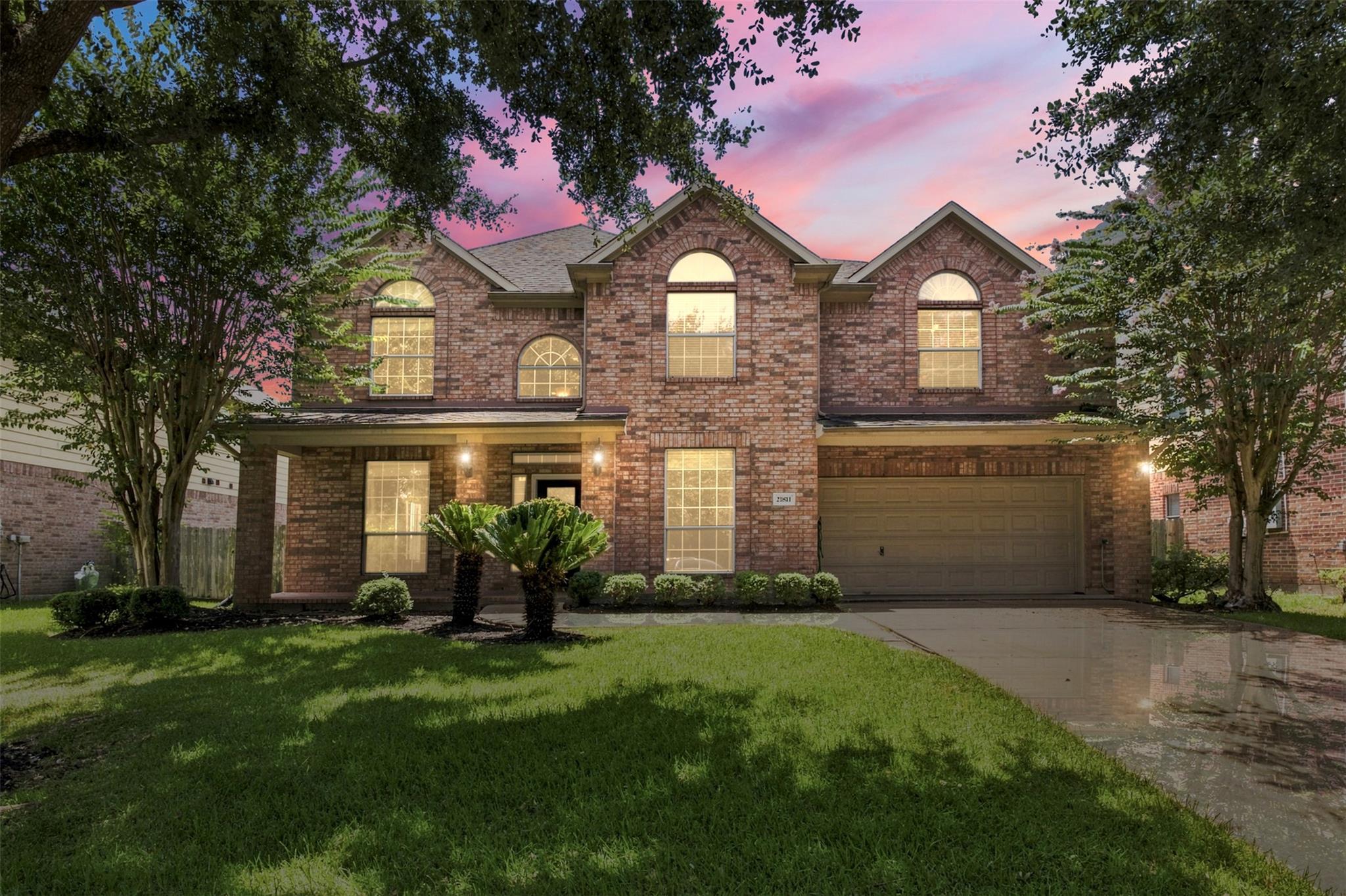 21811 Honeysuckle Grove Ln, Richmond, TX 77469