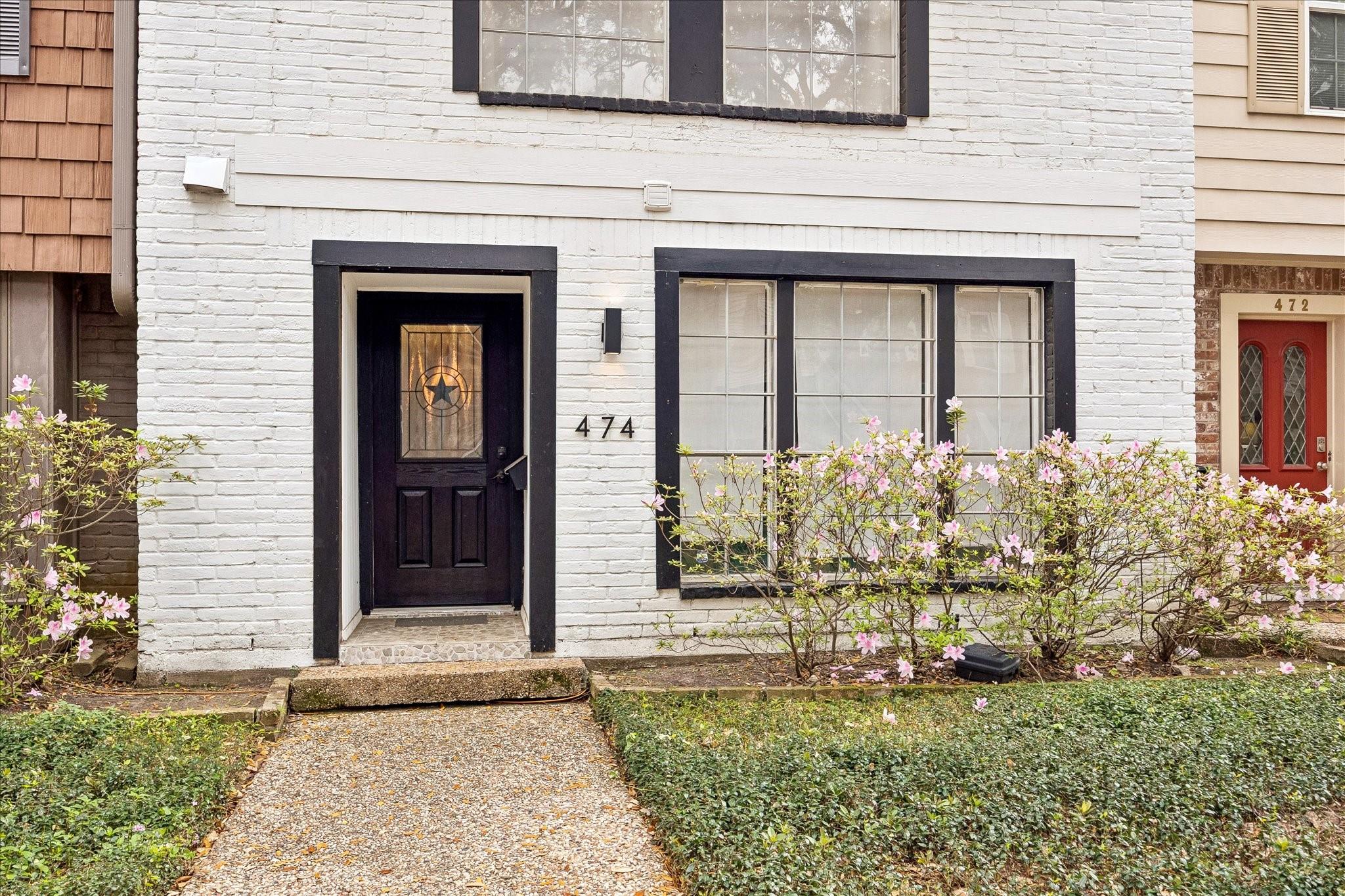 474 N Post Oak Ln, Houston, TX 77024 photo