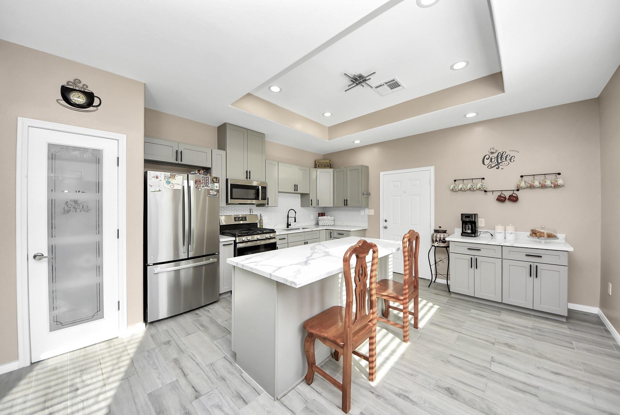 6543 Crestford Ln, Pasadena, TX 77505 photo