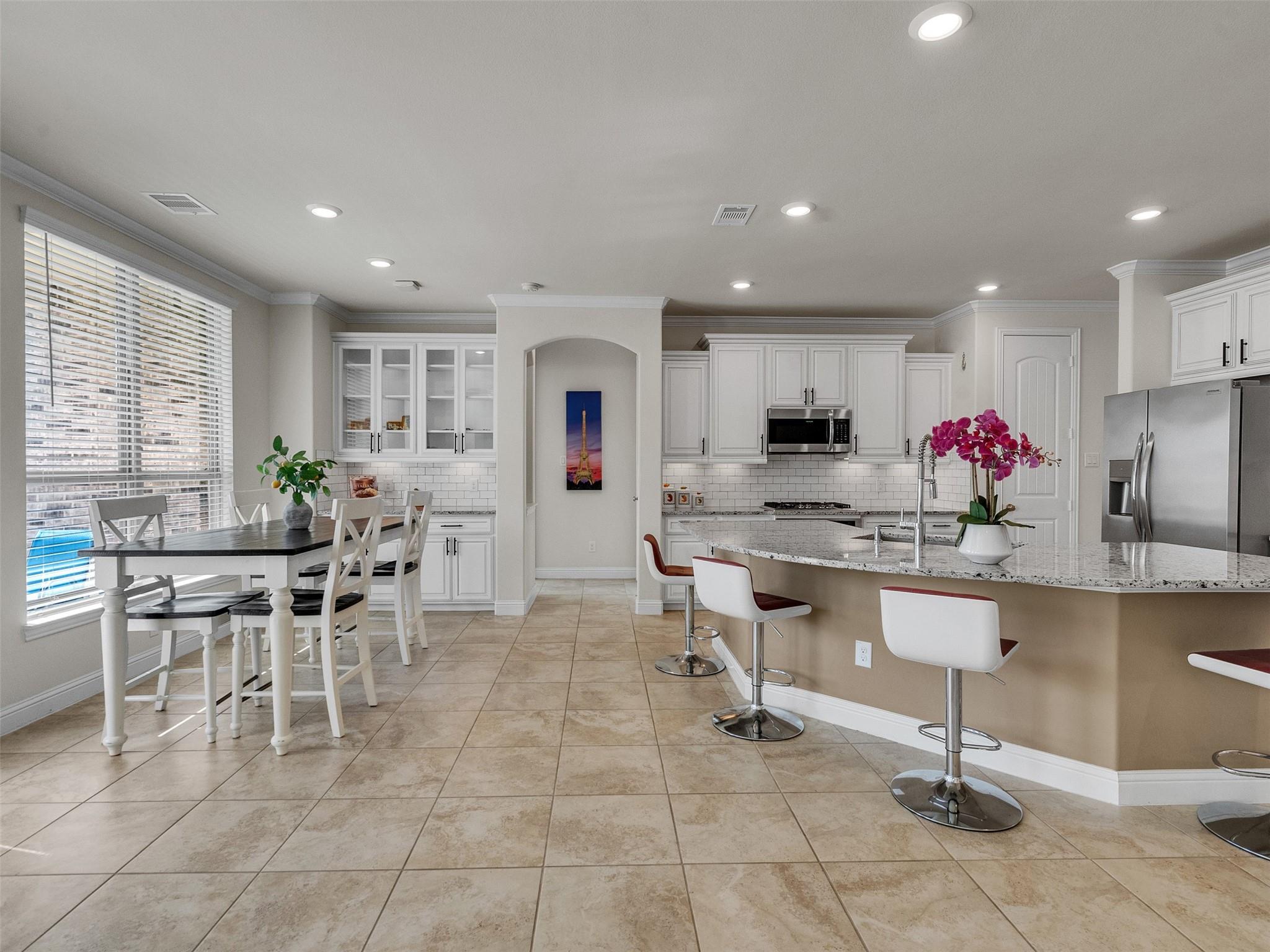 19115 Blooms Rise Dr, Tomball, TX 77377 photo