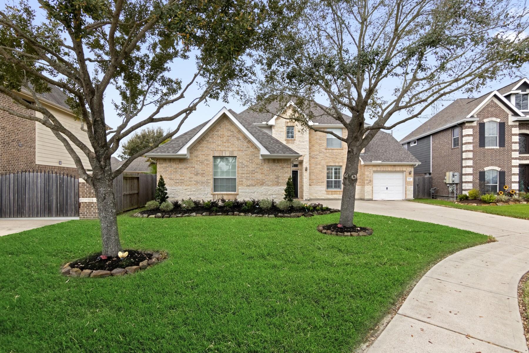 2209 Lisa Ln, Deer Park, TX 77536 photo