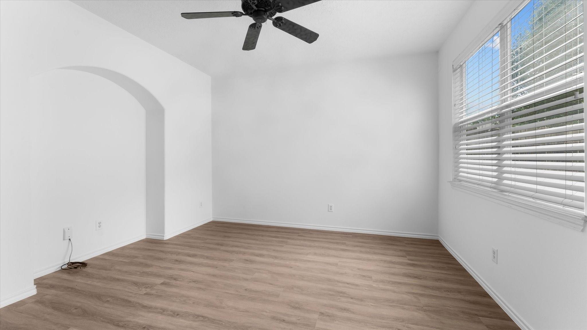 118 Burberry Park, The Woodlands, TX 77382 photo