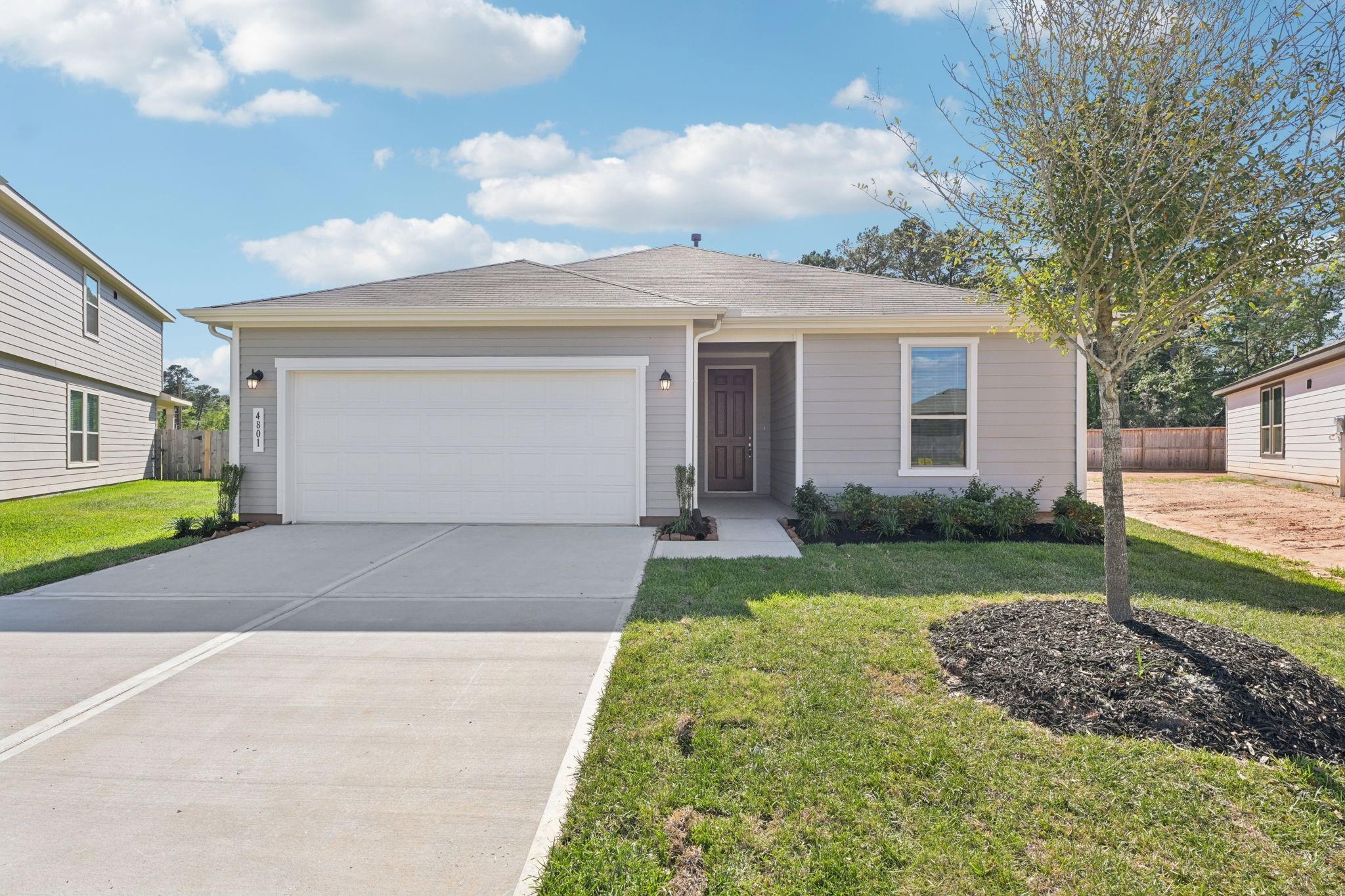 4801 7 Oaks Ln, Conroe, TX 77304