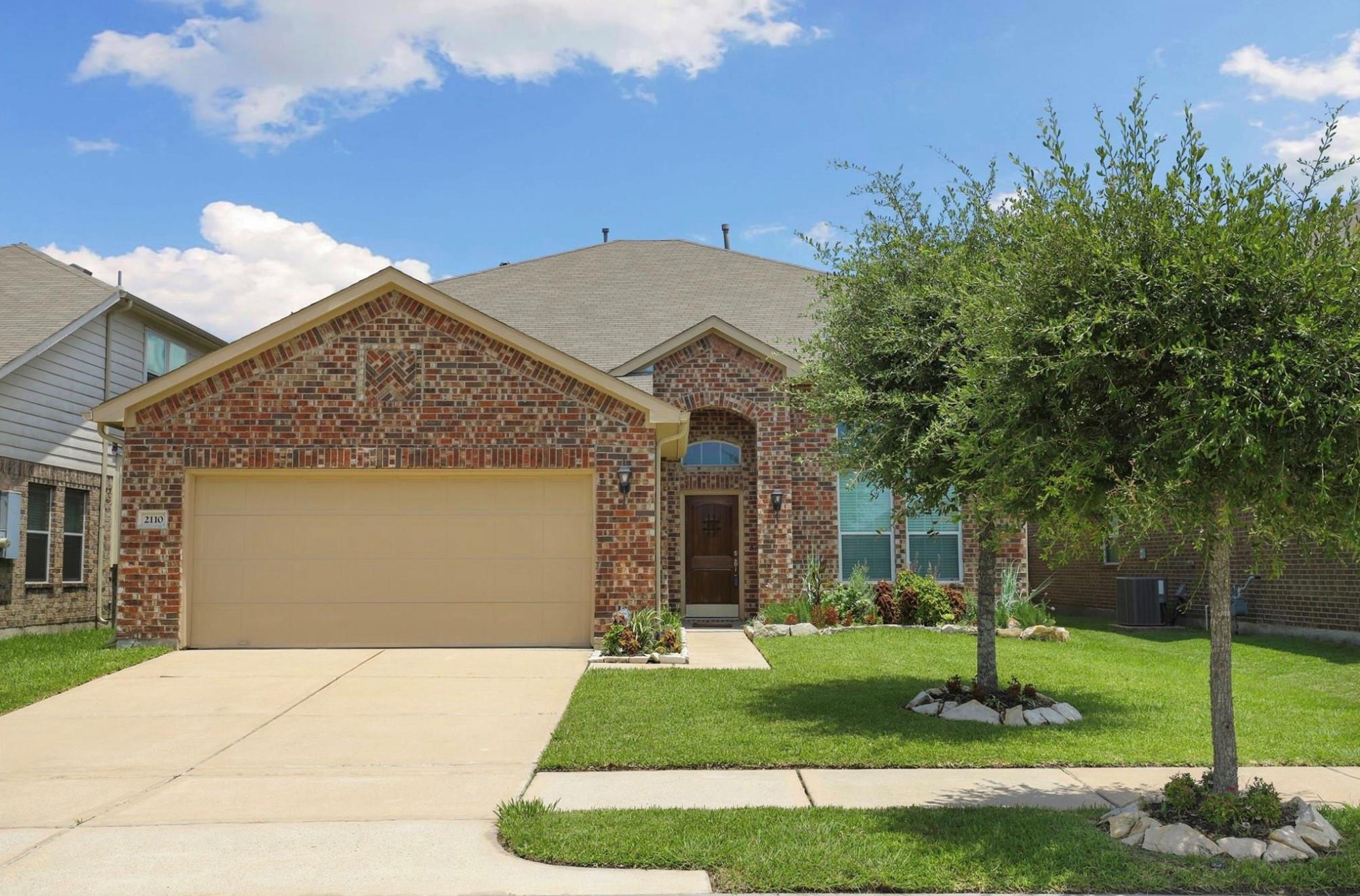 2110 Mateo Park Dr, Houston, TX 77047