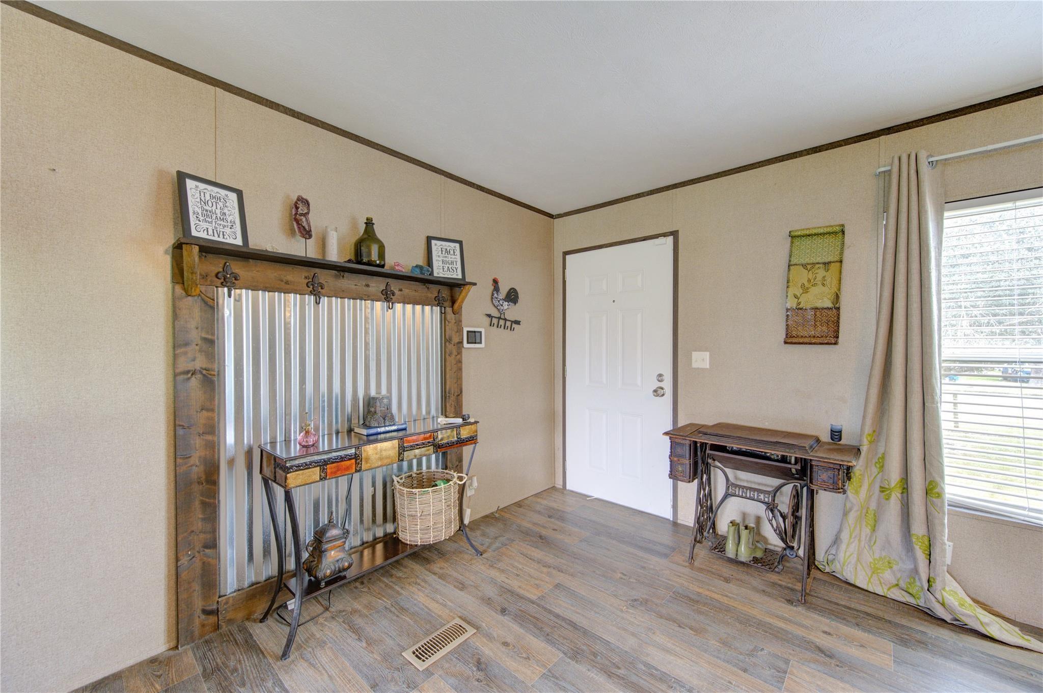 2923 County Road 292, Alvin, TX 77511 photo