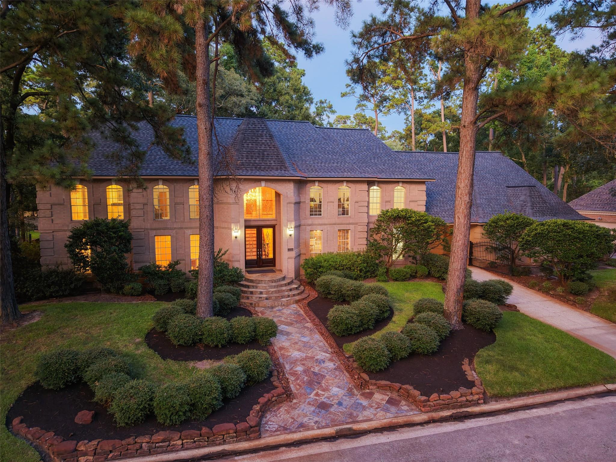 1722 Chestnut Grove Ln, Kingwood, TX 77345