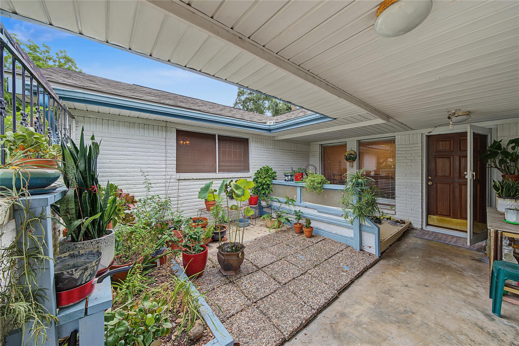 8939 Concho St, Houston, TX 77036 photo