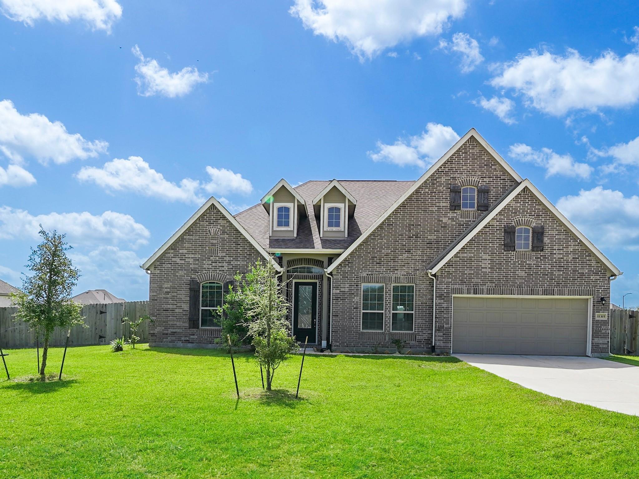 11315 Seguin Trail Ct, Needville, TX 77461 photo