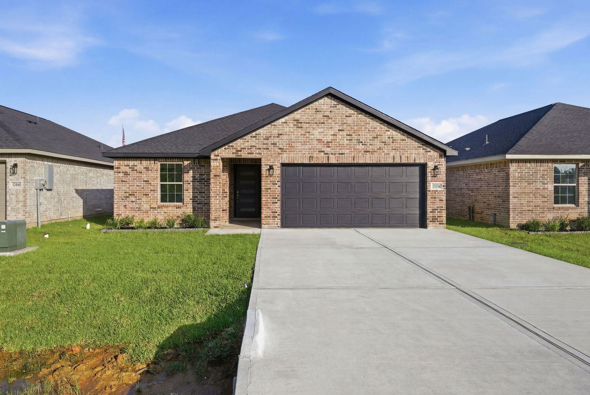13134 Lake Conroe Bay Rd, Willis, TX 77318