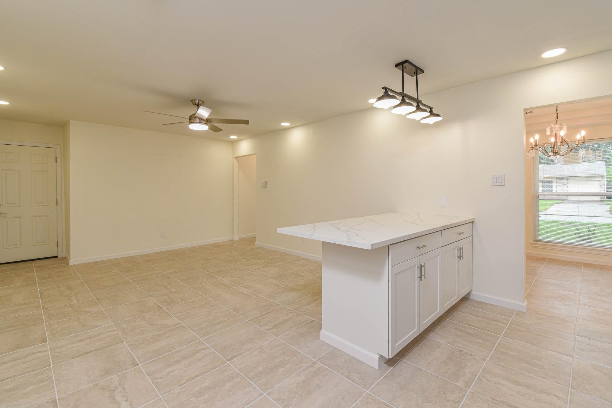 5003 Denoron Dr, Houston, TX 77048 photo
