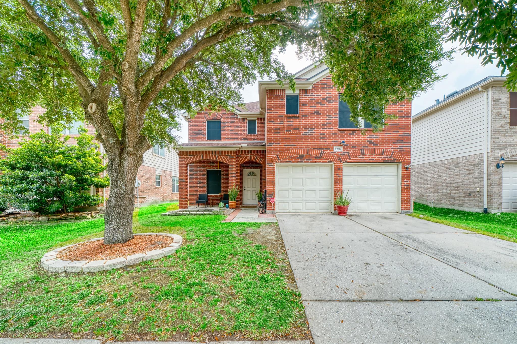 2210 Mountain Ranch Dr, Houston, TX 77049 photo