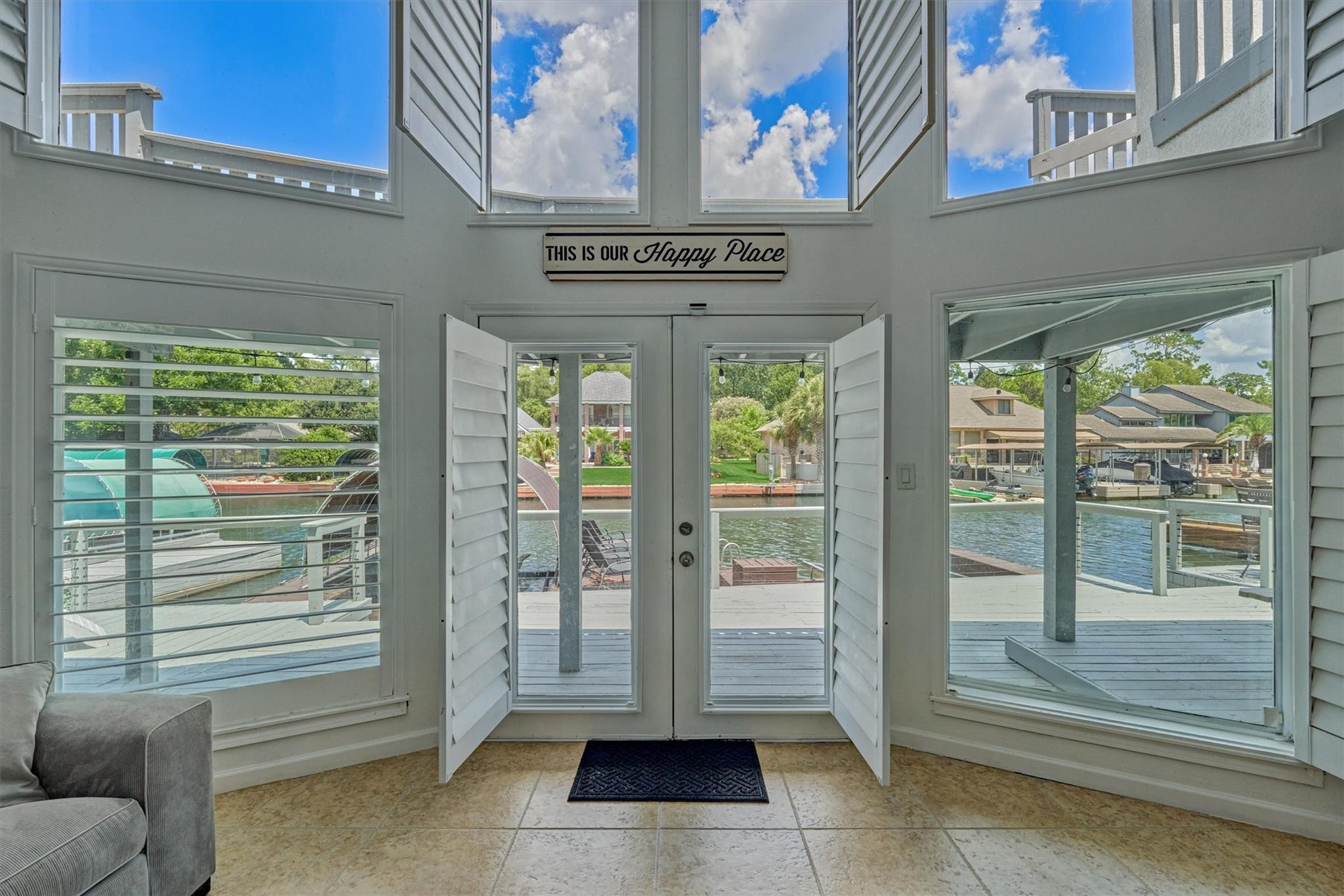 3142 Lazy Lake Ln, Montgomery, TX 77356 photo