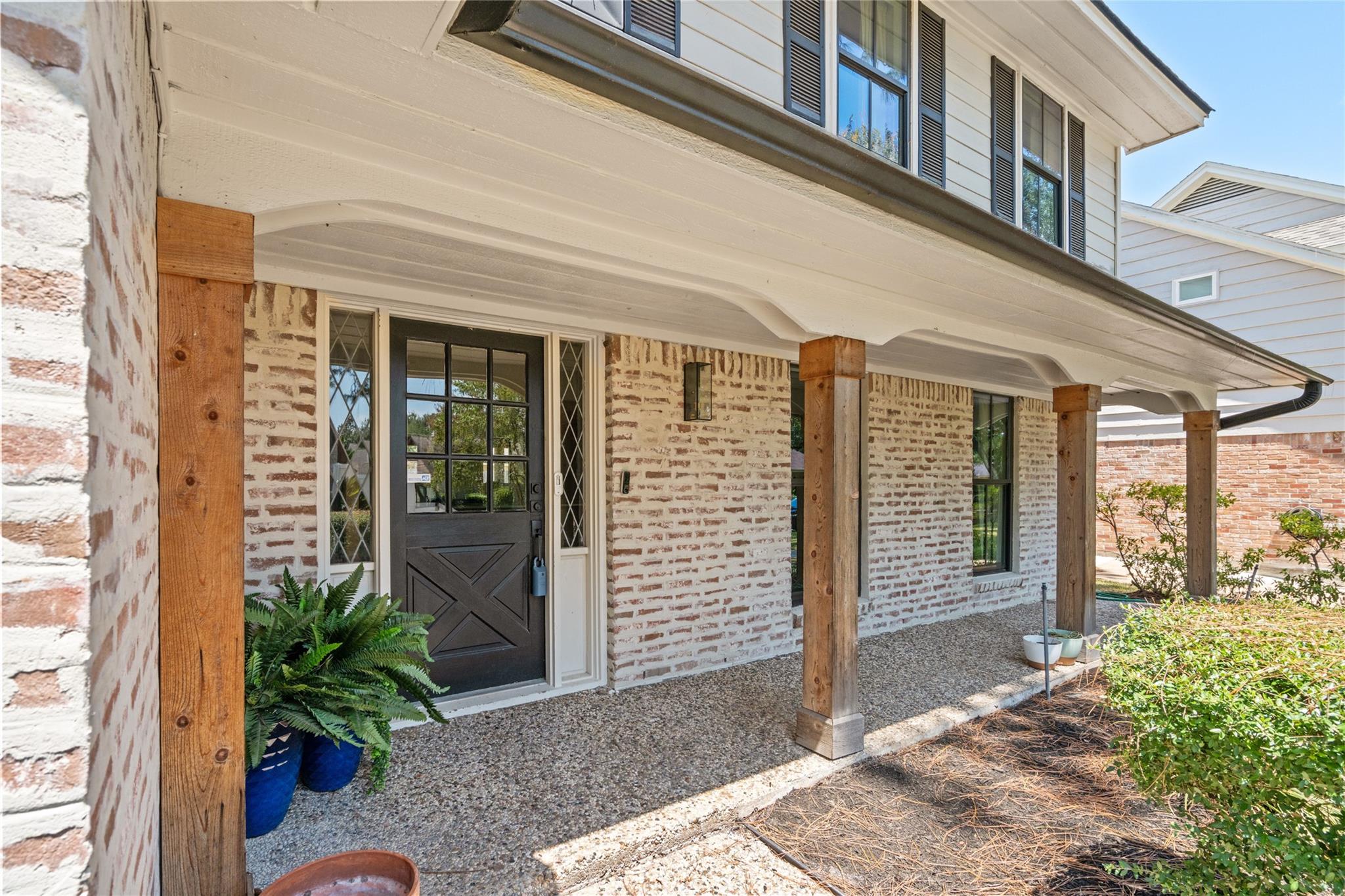 10830 Burgoyne Rd, Houston, TX 77042 photo