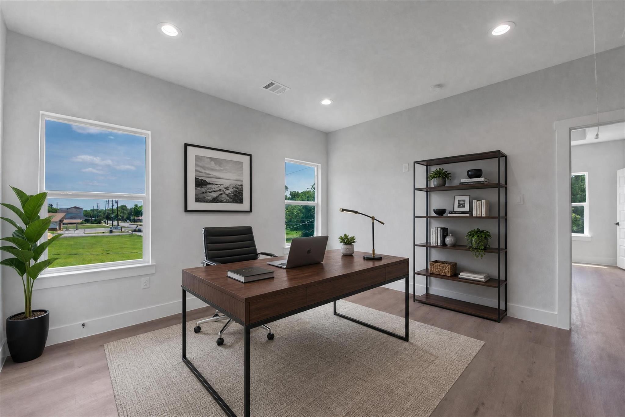 9313 Jutland Rd, Houston, TX 77033 photo