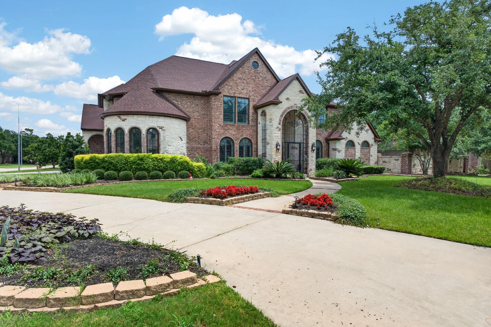 13910 Springmint Dr, Cypress, TX 77429
