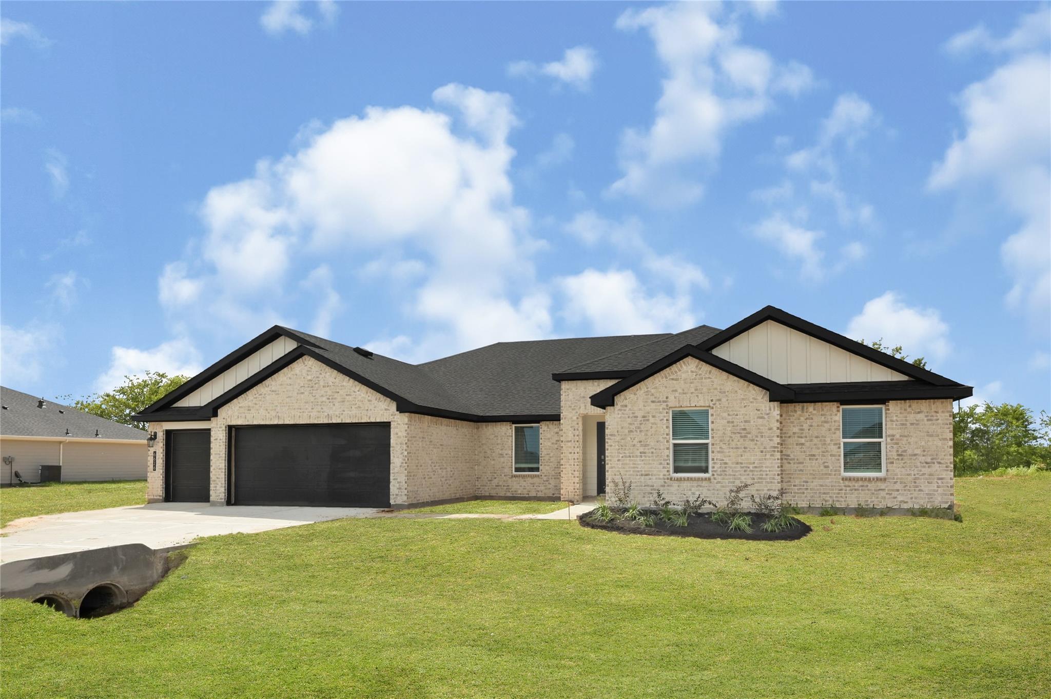 6611 Kingfisher Ln, Beasley, TX 77417 photo