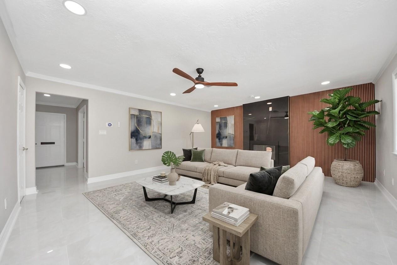 15538 Torry Pines Rd, Houston, TX 77062 photo