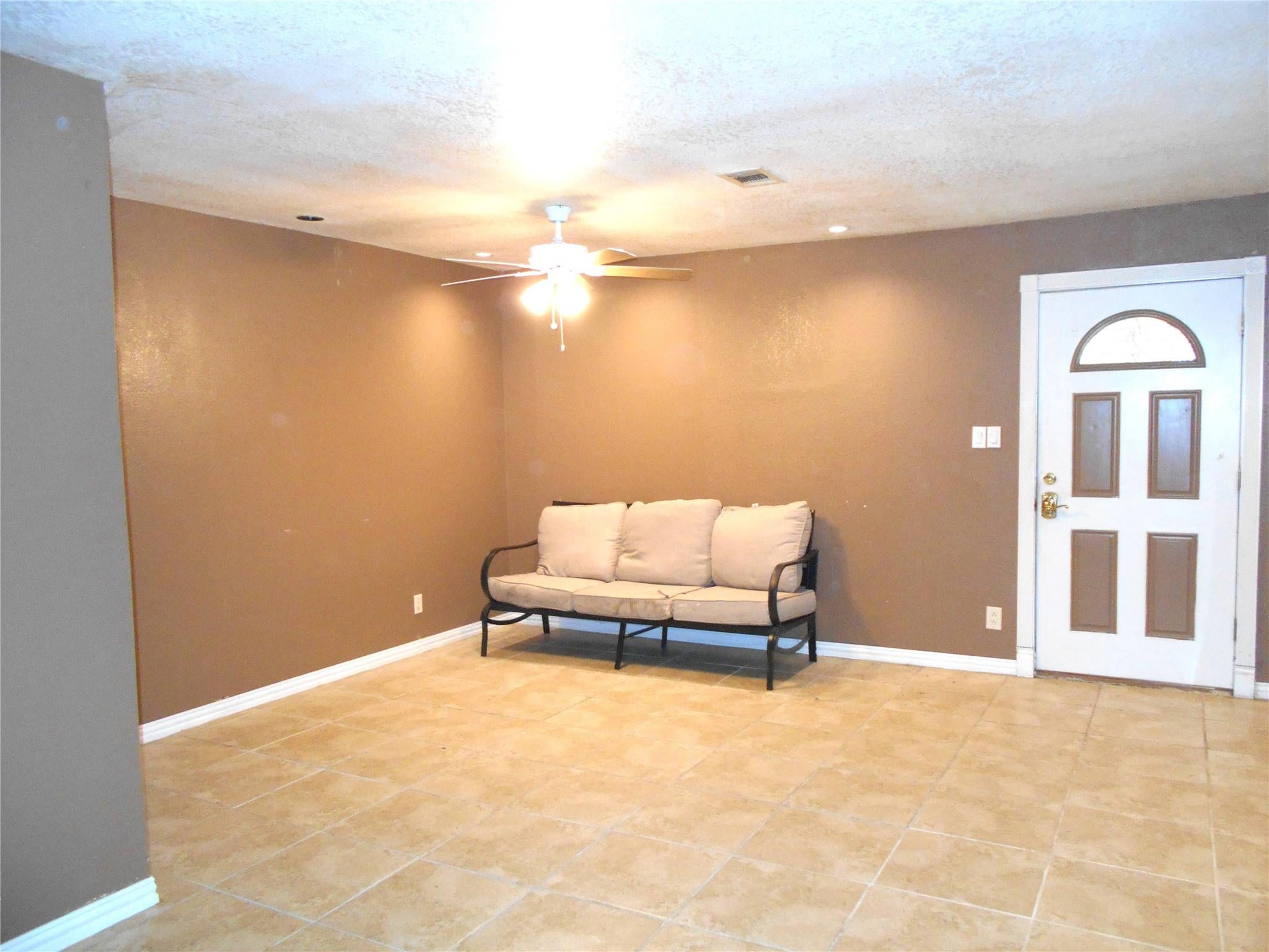 14621 Renault St, Houston, TX 77015 photo