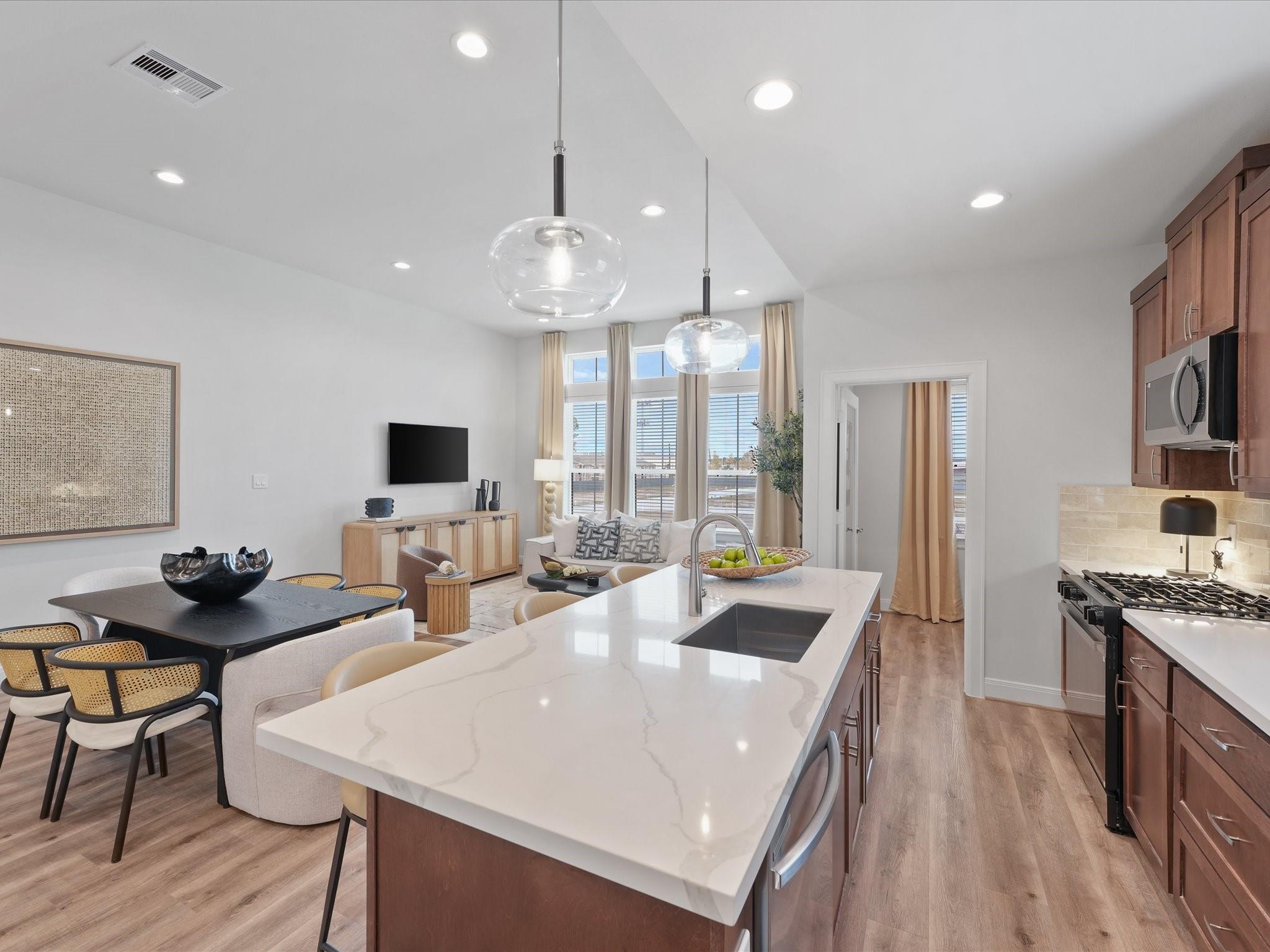 9217 Washington Hts, Houston, TX 77063 photo