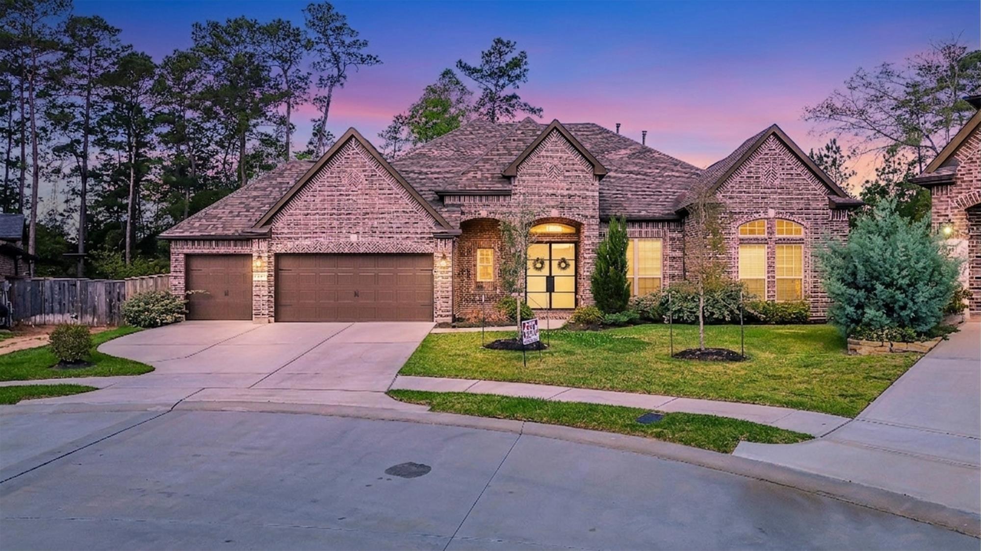 1050 Groveton Ridge Ln, Pinehurst, TX 77362 photo
