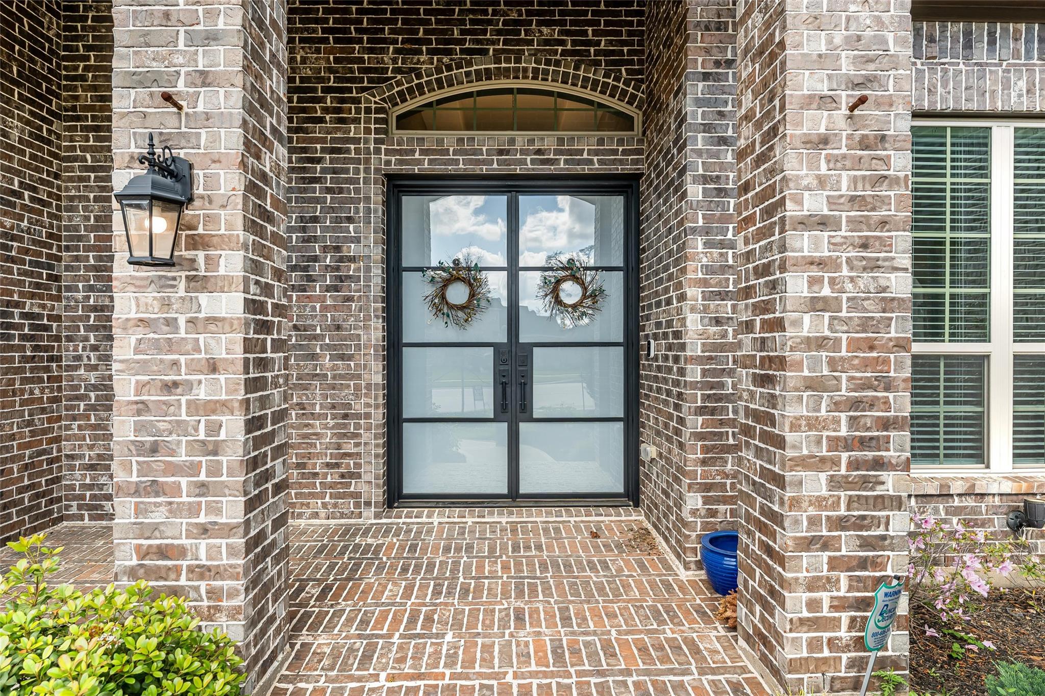 1050 Groveton Ridge Ln, Pinehurst, TX 77362 photo