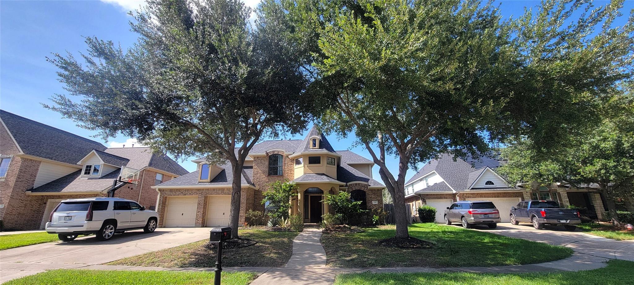 2498 Encino Ave, League City, TX 77573