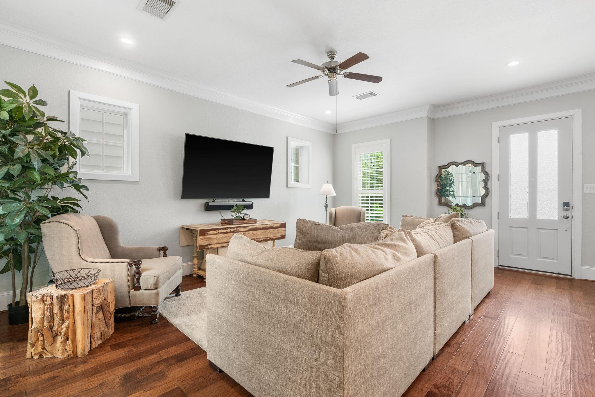 186 W Breezy Way, The Woodlands, TX 77380 photo