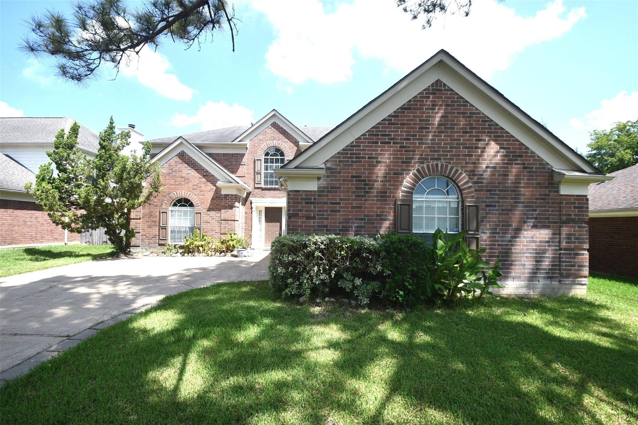 13122 Newberry St, Sugar Land, TX 77478 photo