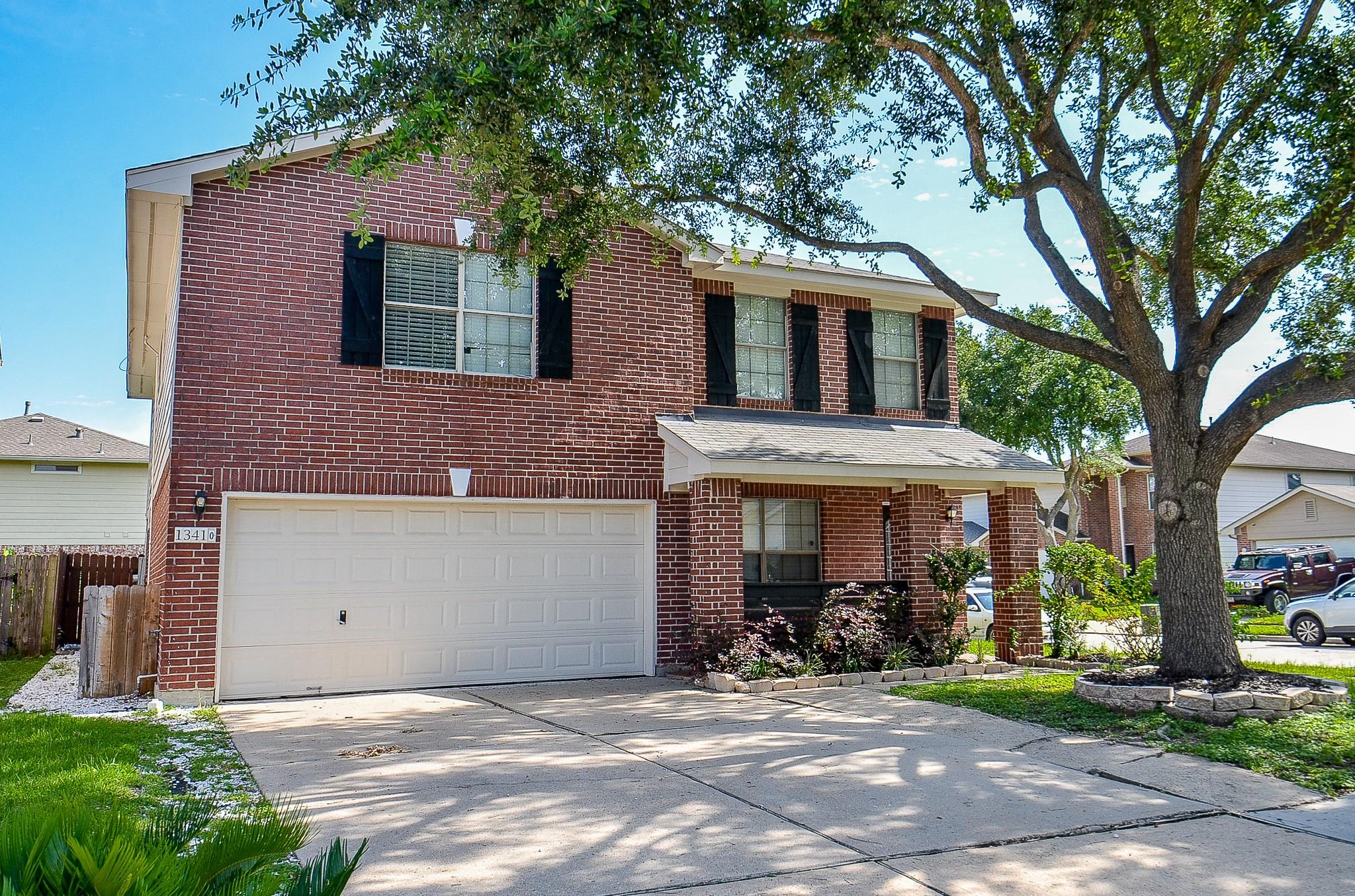 13410 Cricklewood Creek Ln, Houston, TX 77083 photo