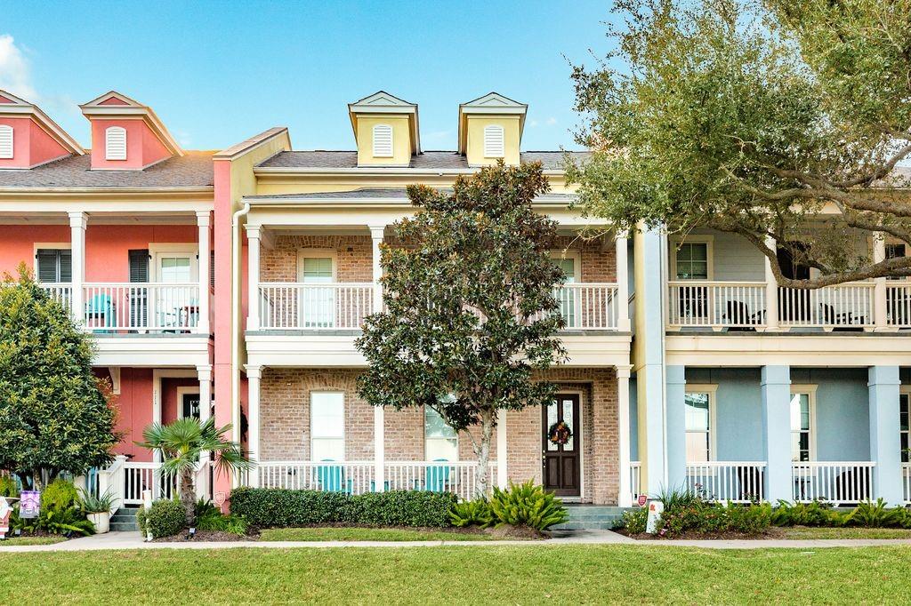 110 Island Psge, Galveston, TX 77554