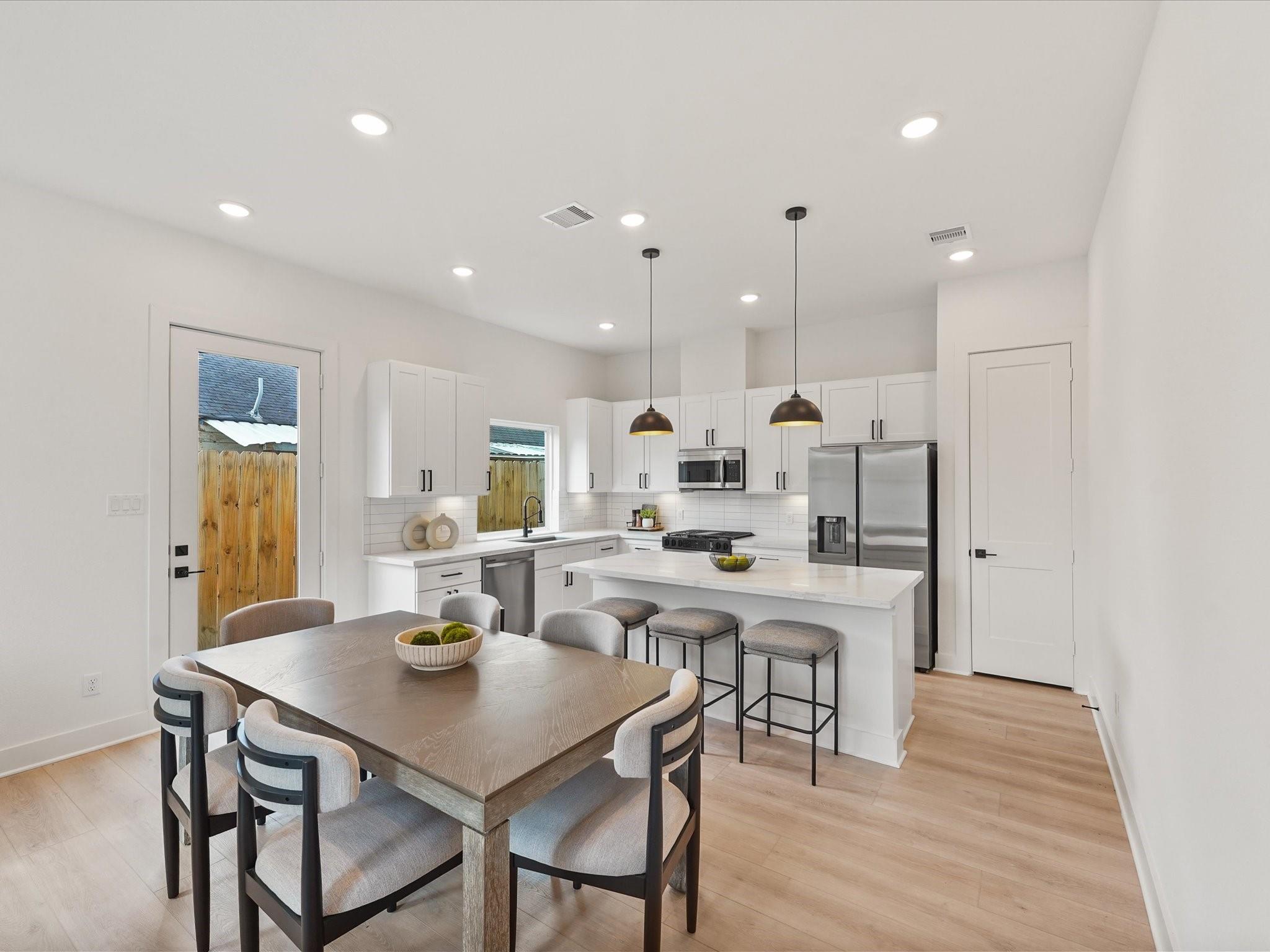 243 Rebecca St #F, Houston, TX 77022 photo