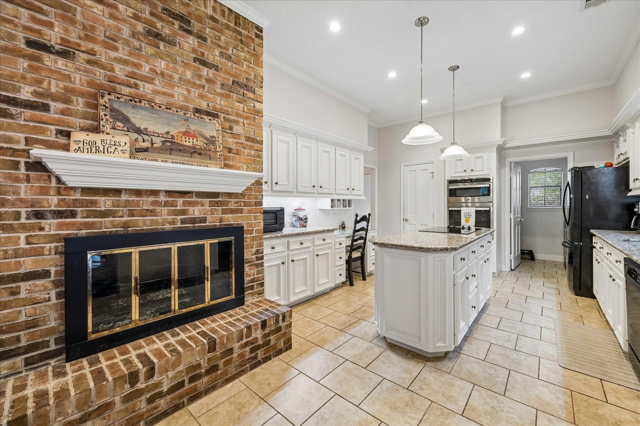 6015 Spanish Oak Way, Spring, TX 77379 photo