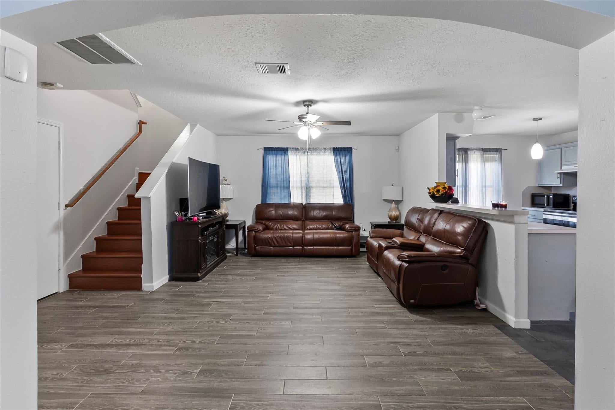 5502 Amaranth Meadow Ln, Houston, TX 77085 photo