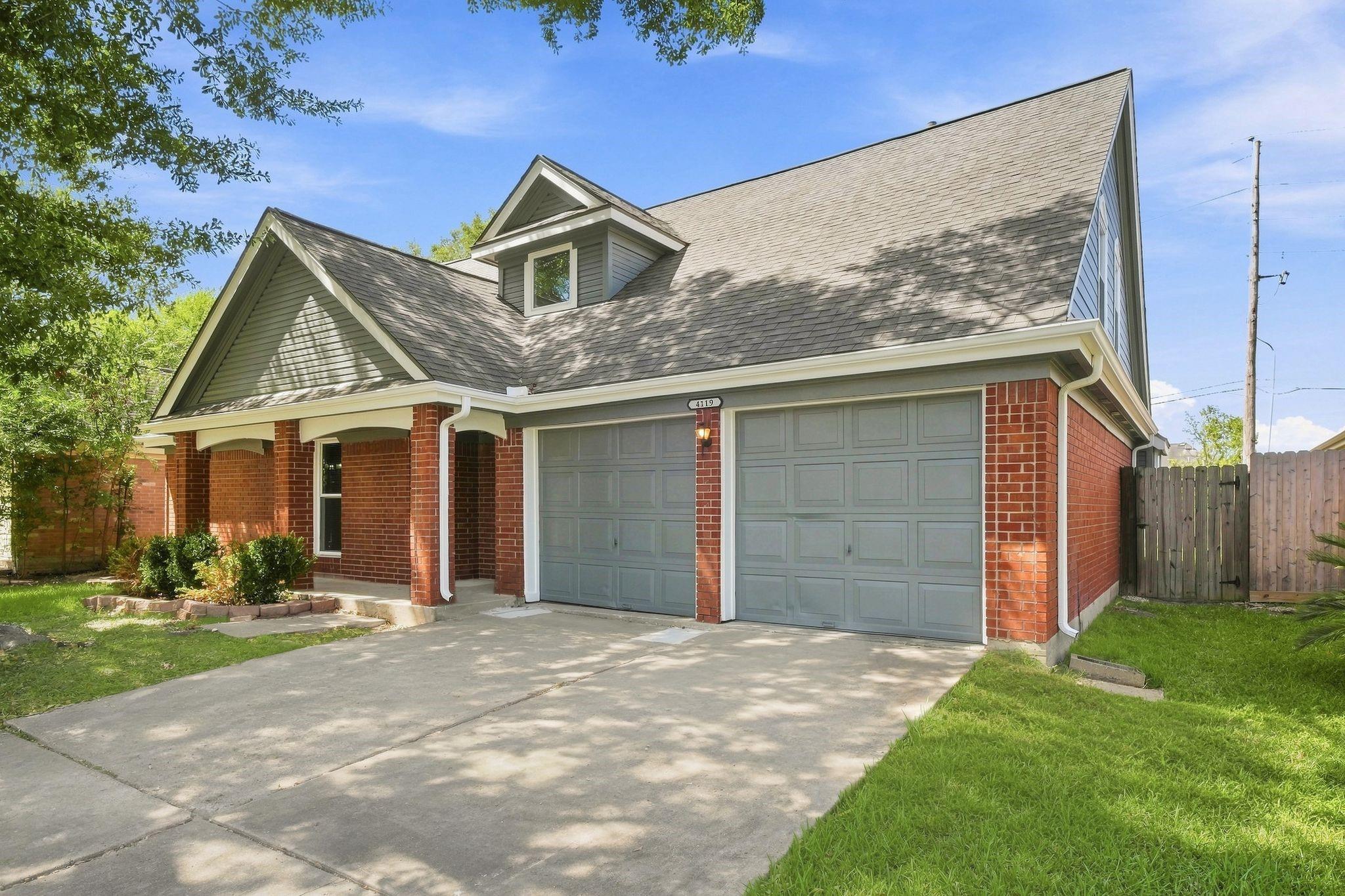 4119 Bentley Dr, Pearland, TX 77584
