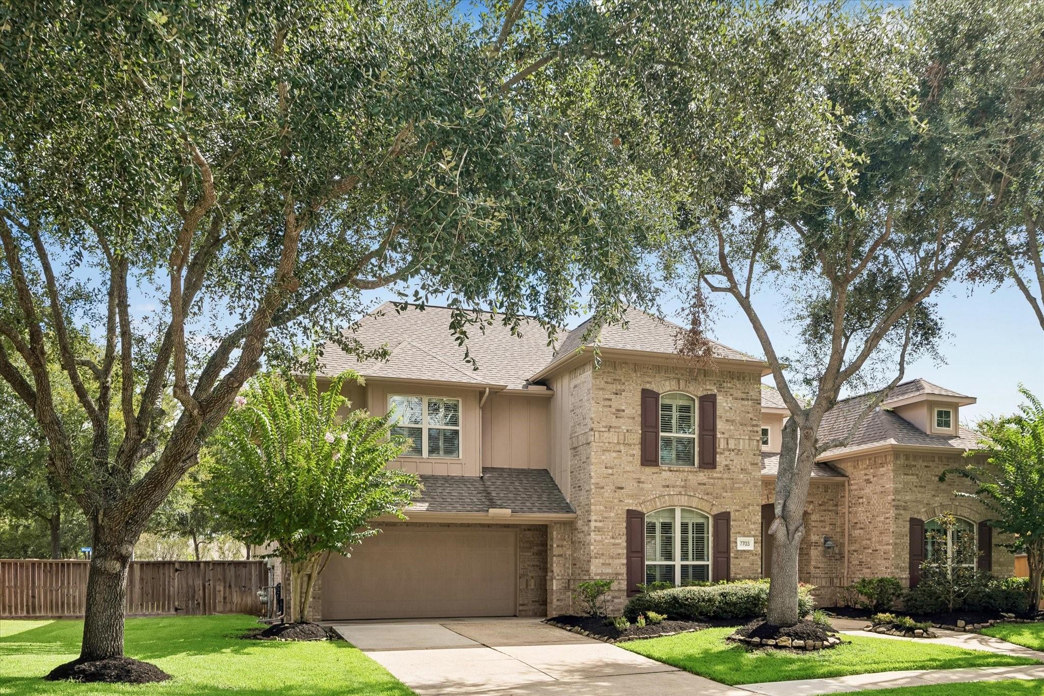 7703 Silver Pond Dr, Sugar Land, TX 77479 photo