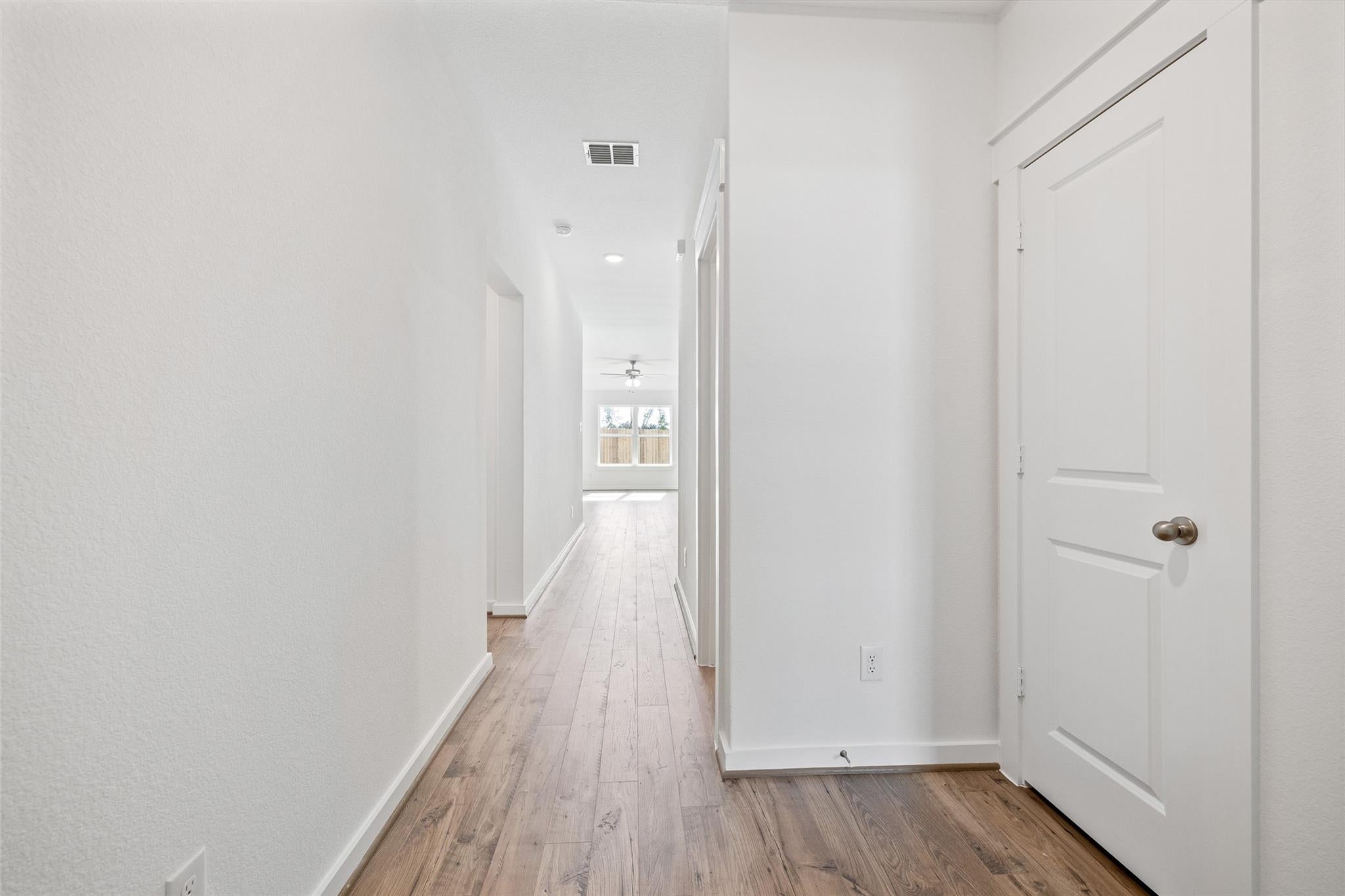 11746 Airspeed Dr, Conroe, TX 77303 photo