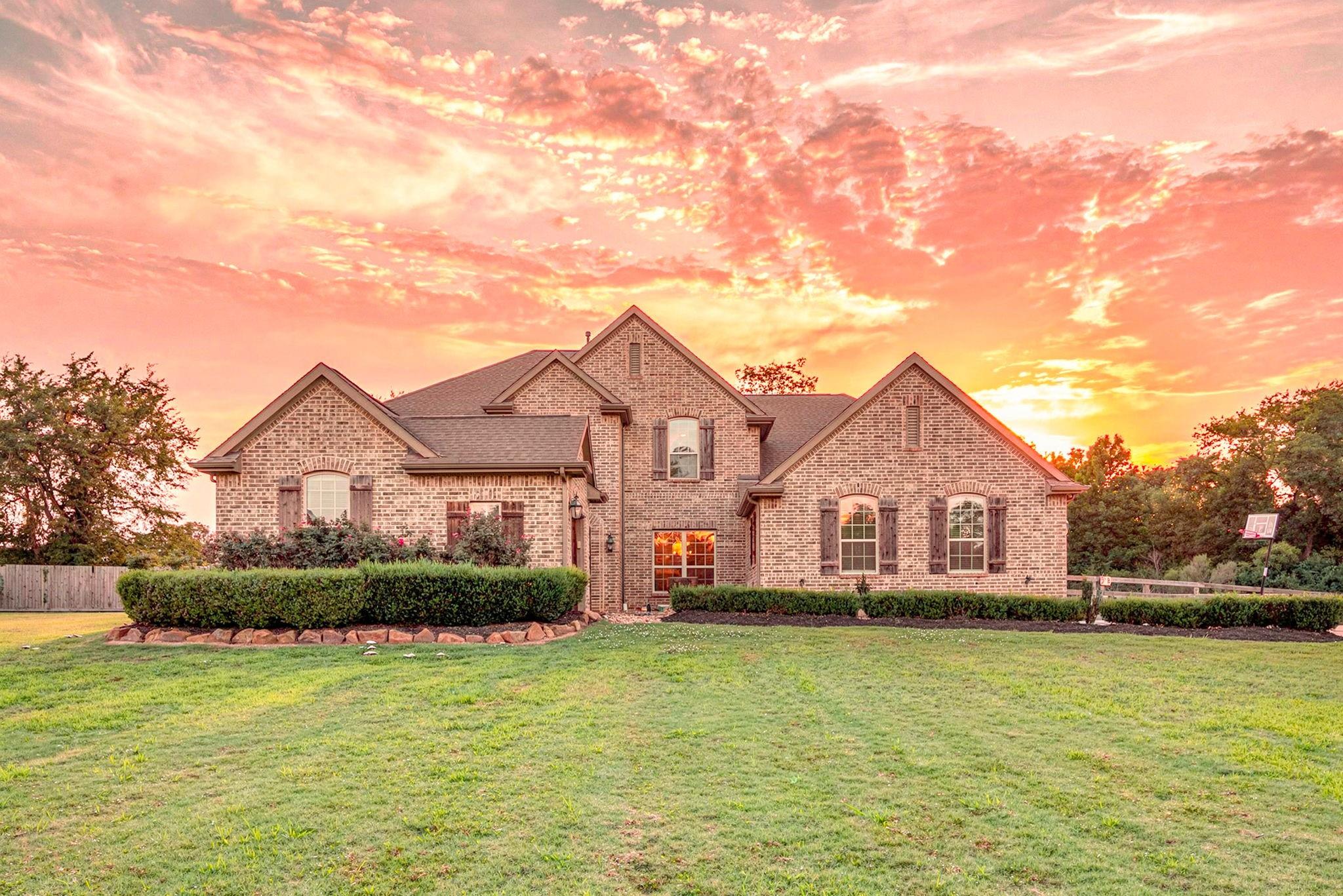 14607 Sterling Ct, Willis, TX 77378
