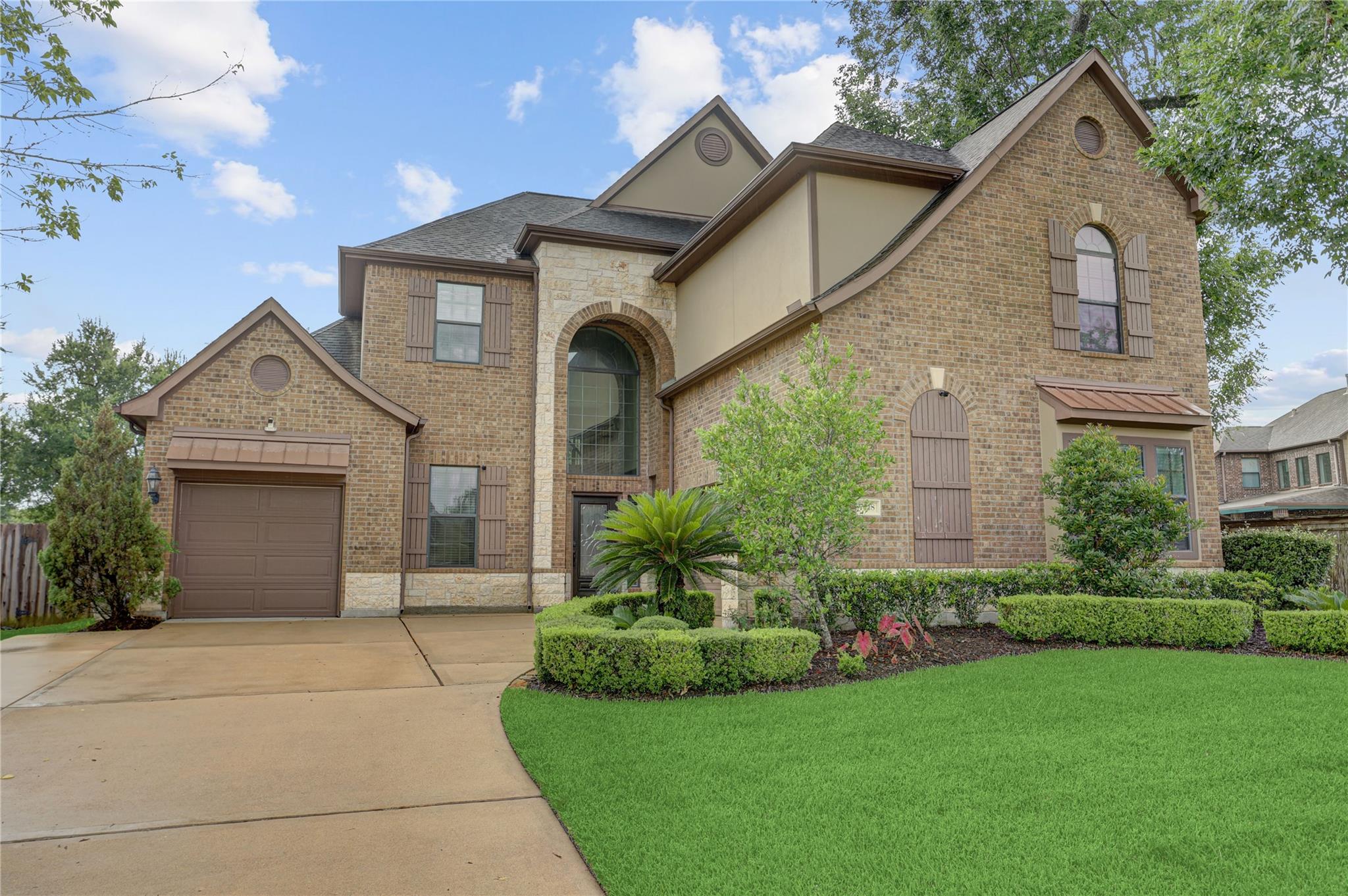 7018 Fall Creek Ln, Missouri City, TX 77459 photo