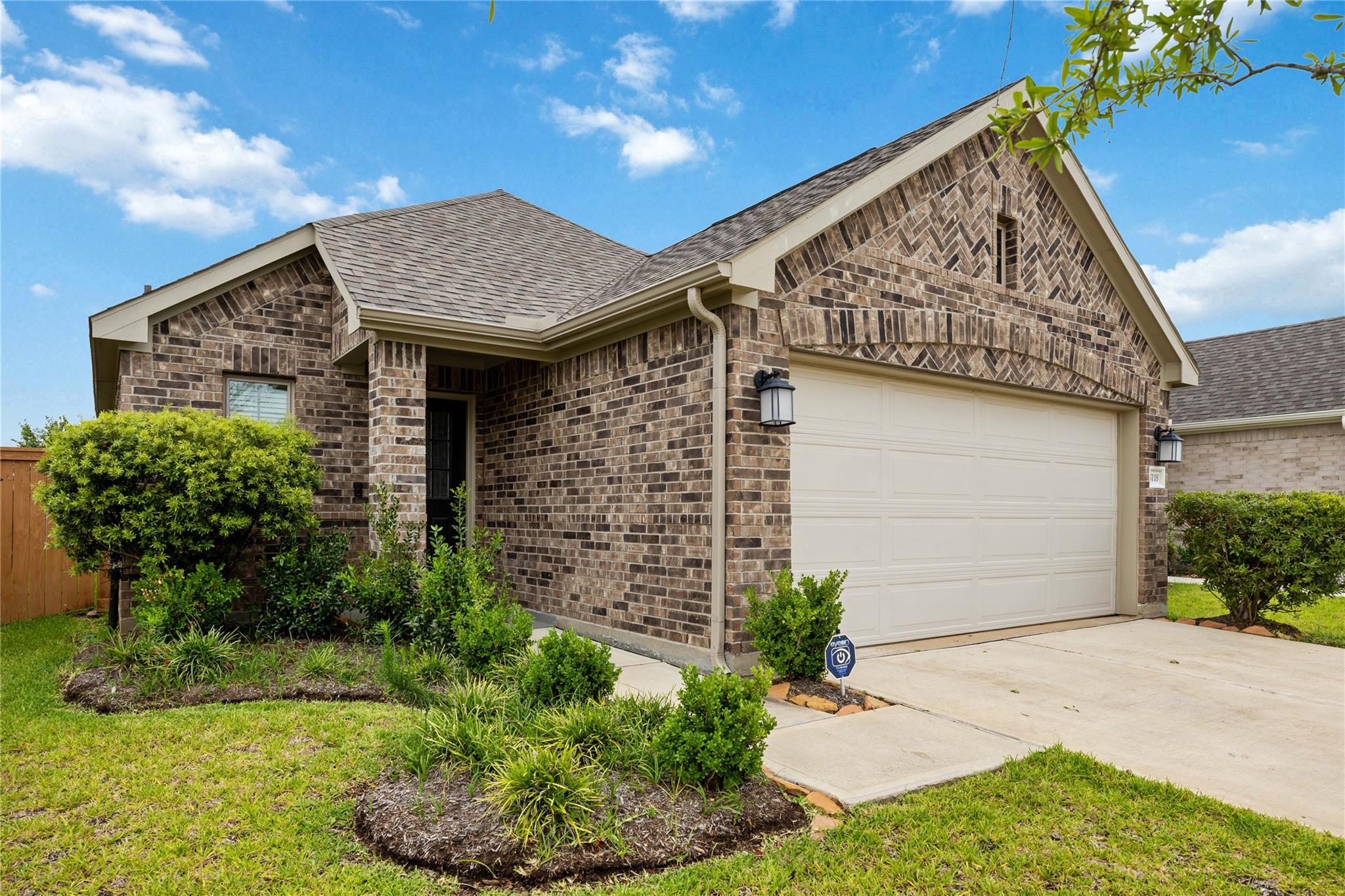 8118 Royal Breeze Dr, Cypress, TX 77433 photo