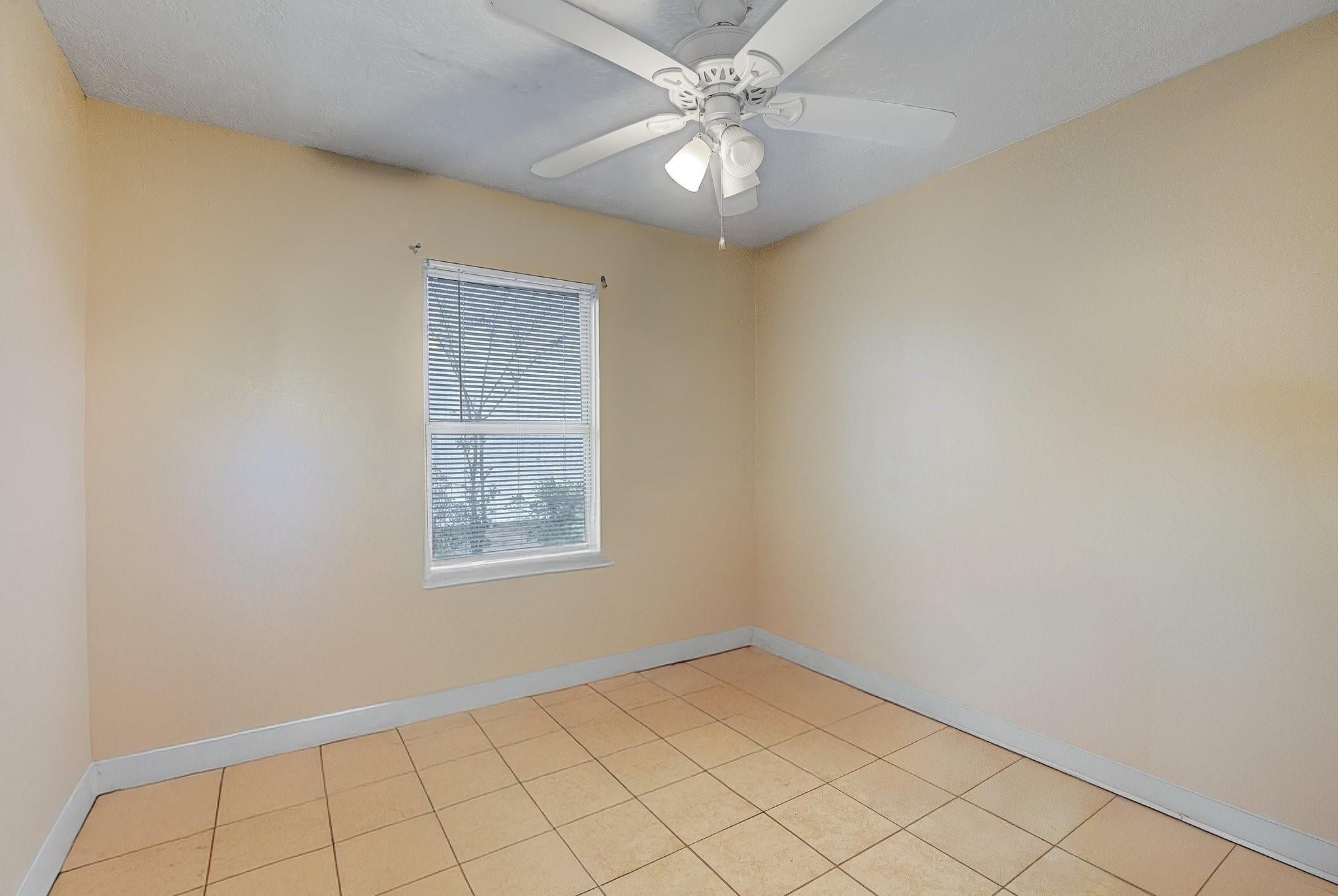 8622 Rayson Rd, Houston, TX 77080 photo