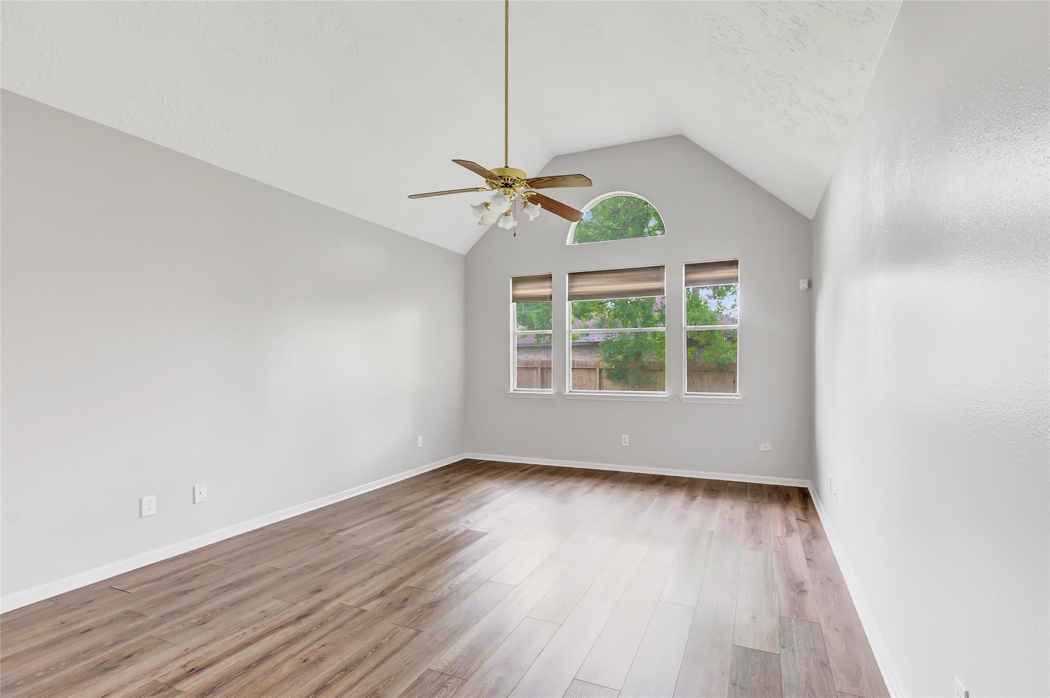 16707 Port 0 Call St, Crosby, TX 77532 photo