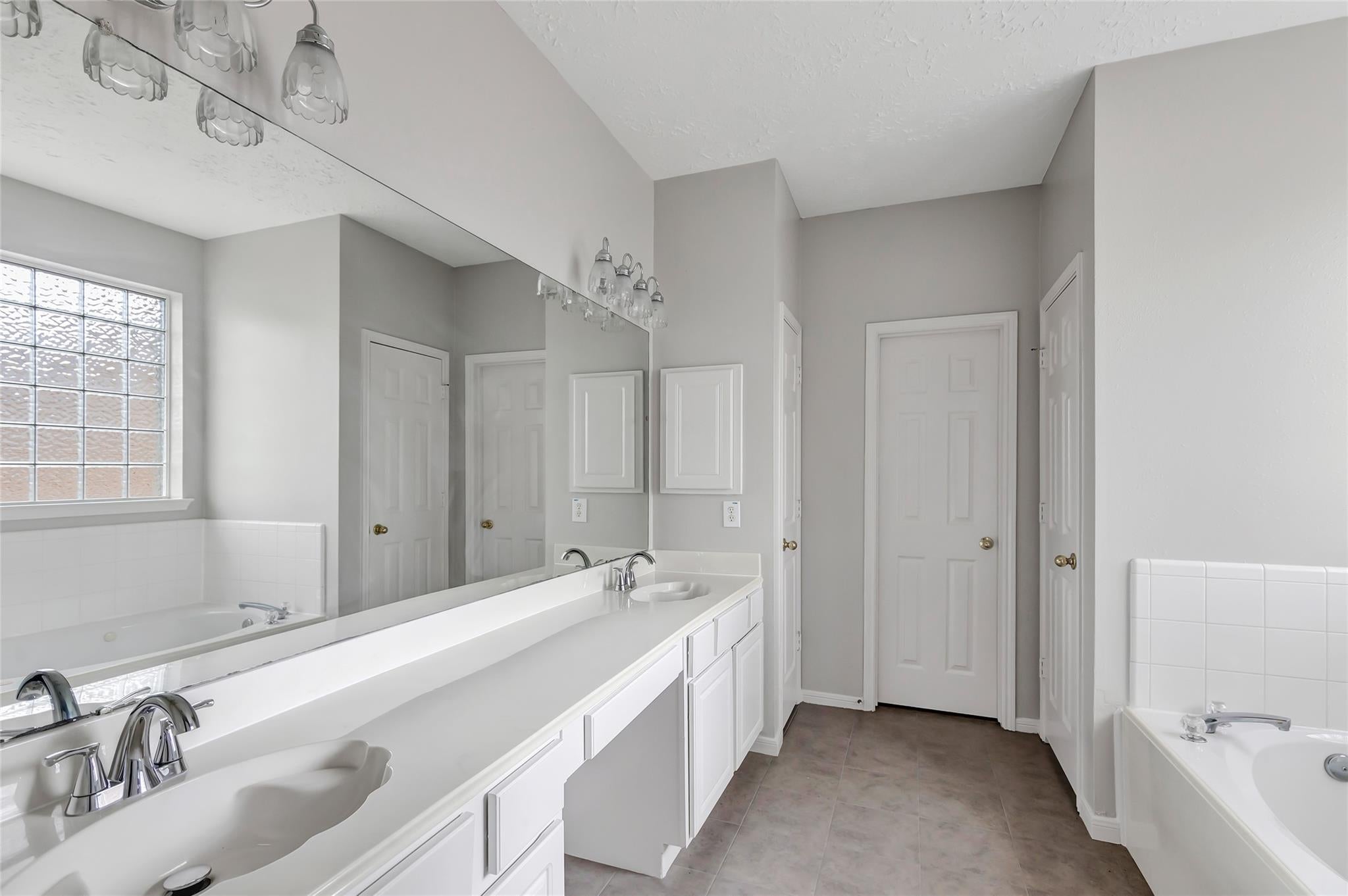 16707 Port 0 Call St, Crosby, TX 77532 photo