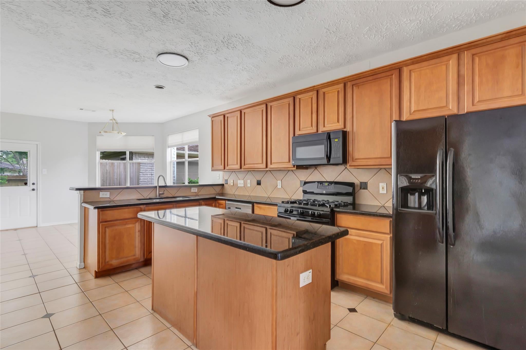 16707 Port 0 Call St, Crosby, TX 77532 photo