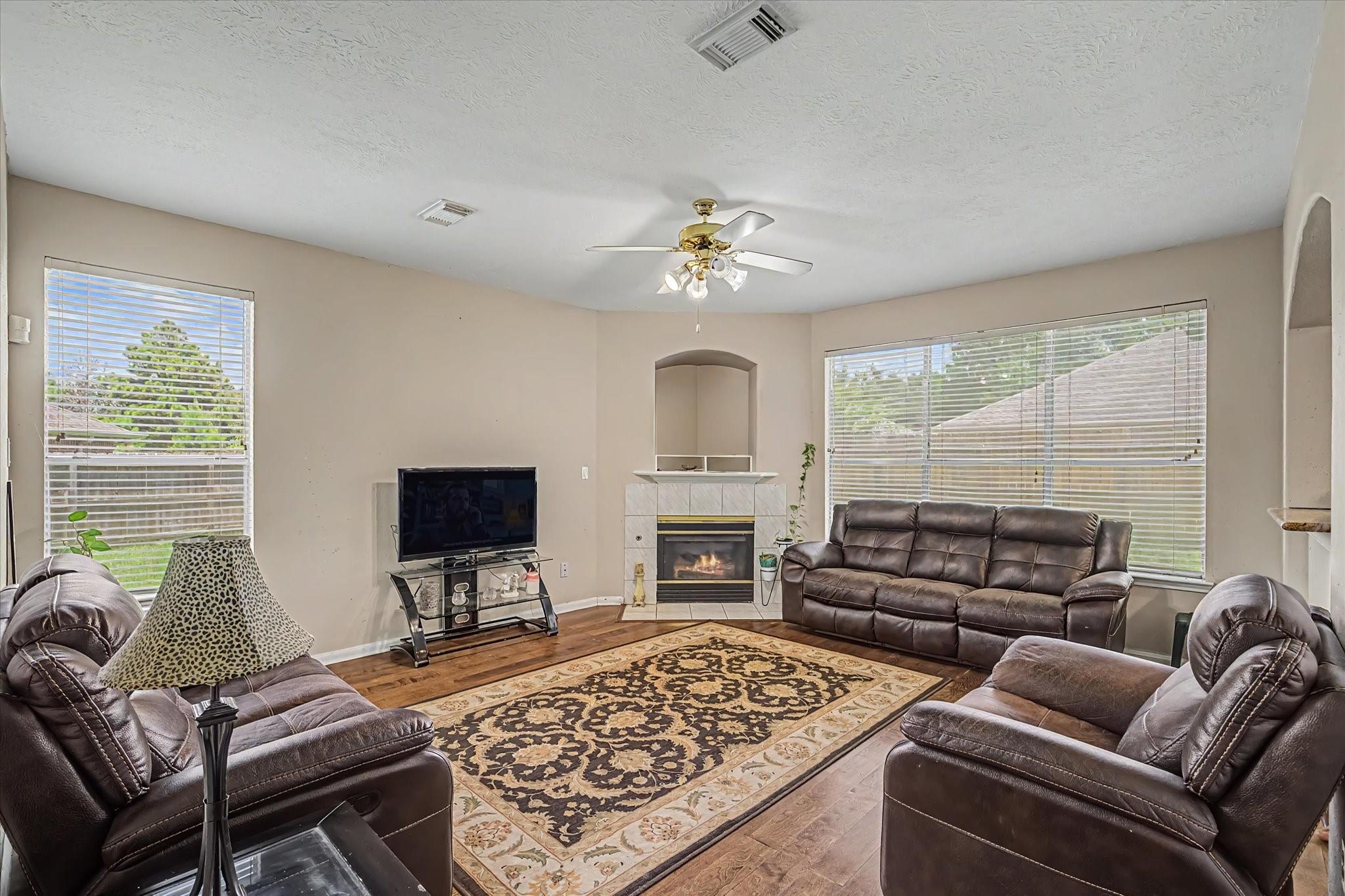 8510 Willancy Ln, Houston, TX 77095 photo