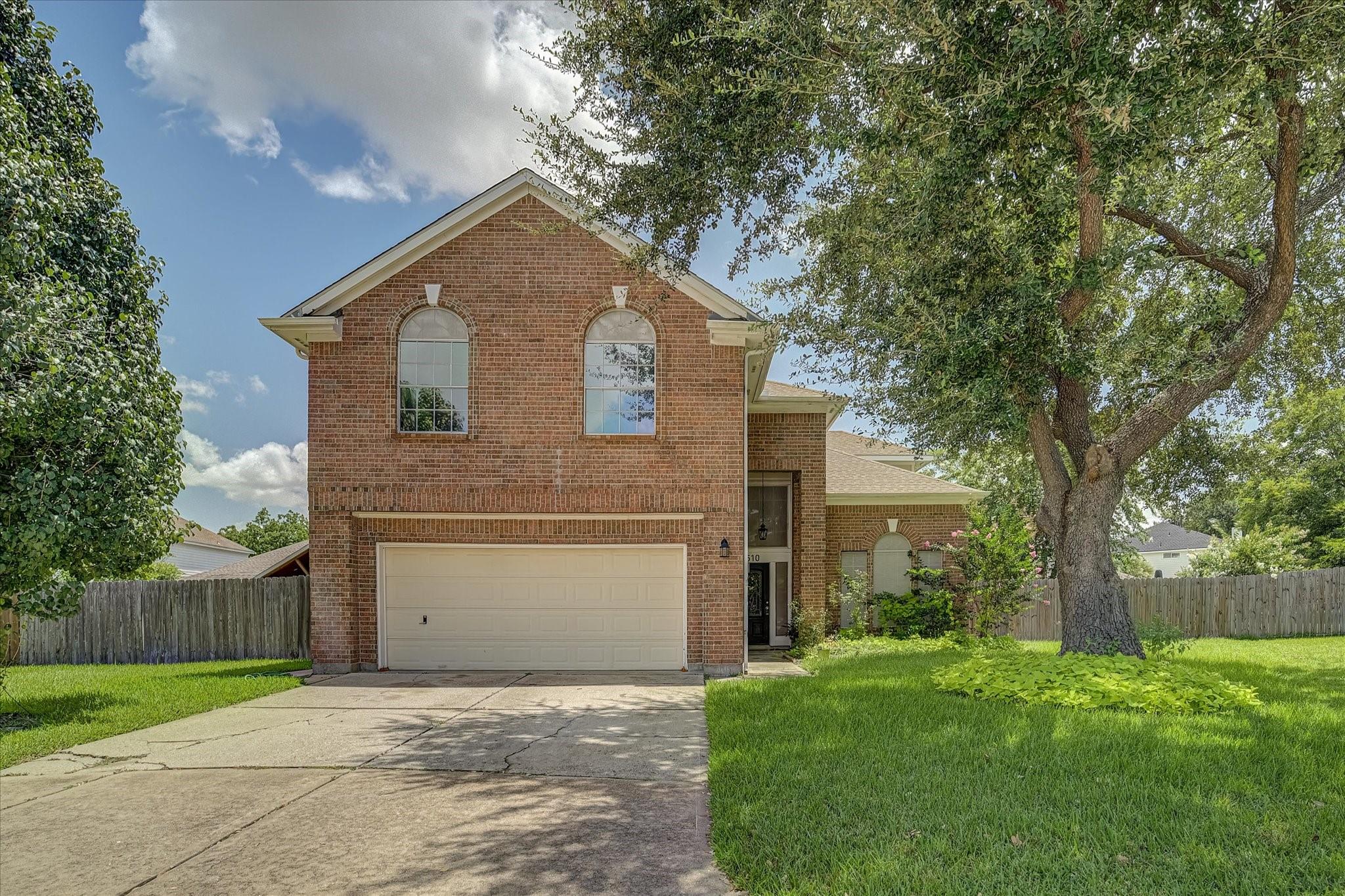8510 Willancy Ln, Houston, TX 77095