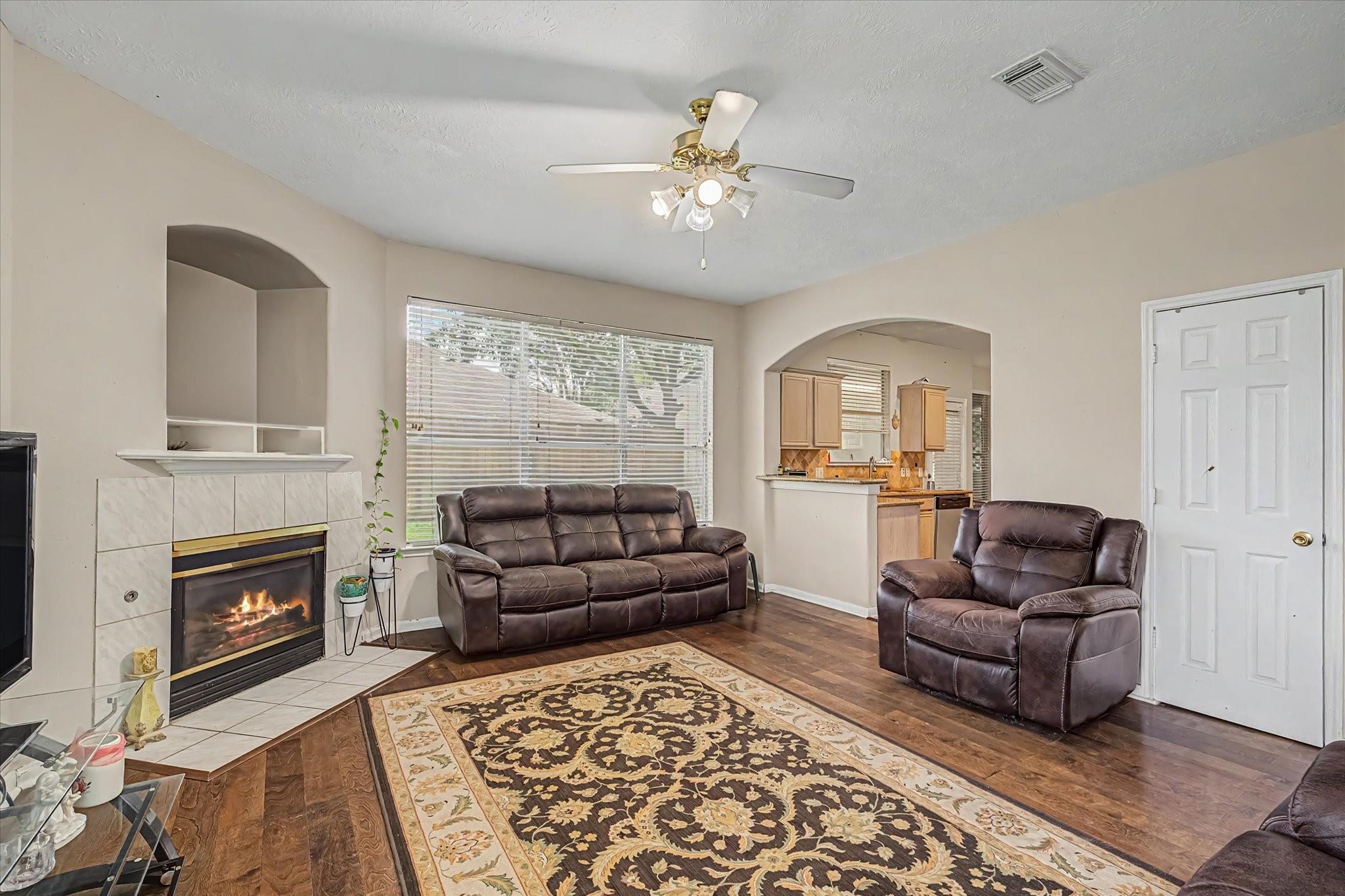 8510 Willancy Ln, Houston, TX 77095 photo