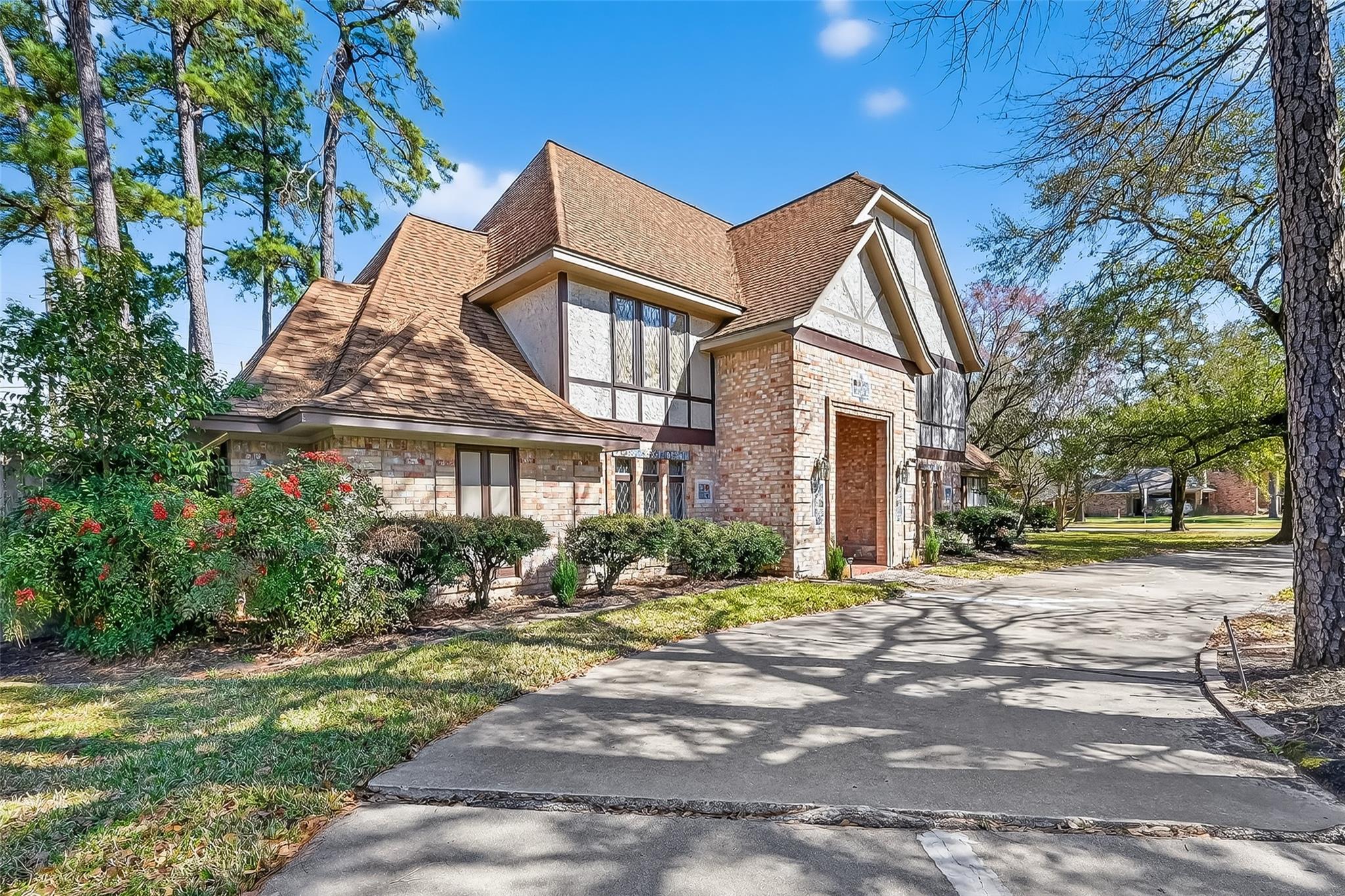 11302 Hylander Dr, Houston, TX 77070 photo