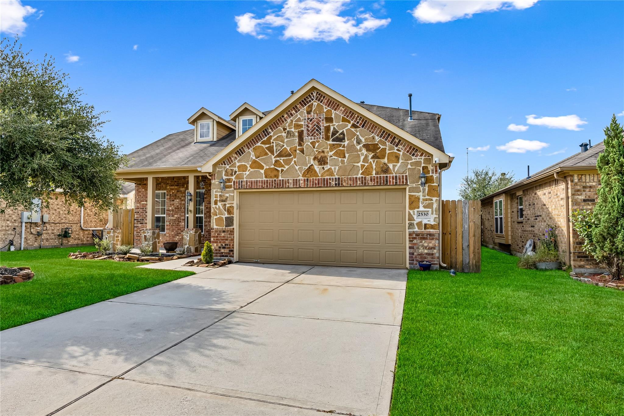 2530 Wood Park Blvd, Conroe, TX 77304 photo