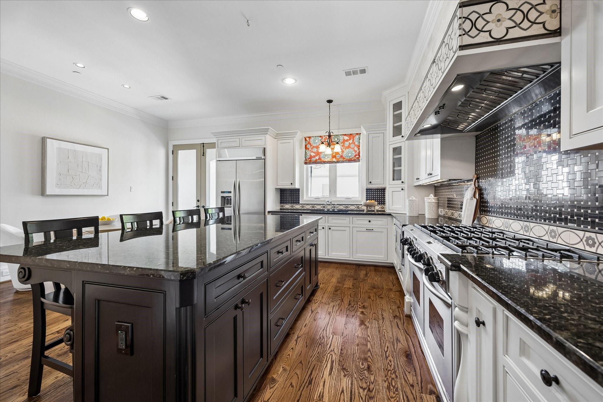 6308 Pickens St #B, Houston, TX 77007 photo