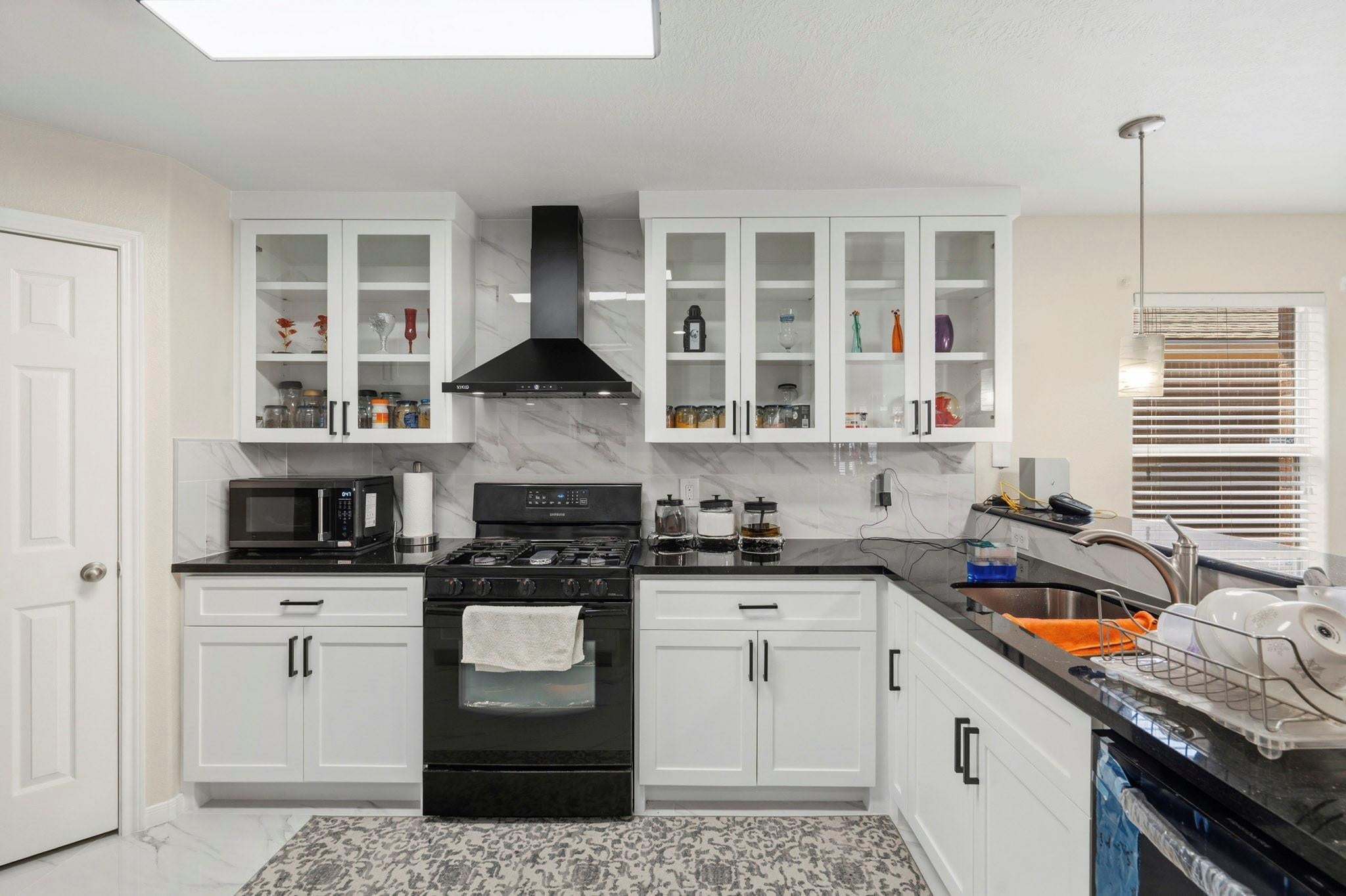 19302 Christine Crossing Dr, Richmond, TX 77407 photo